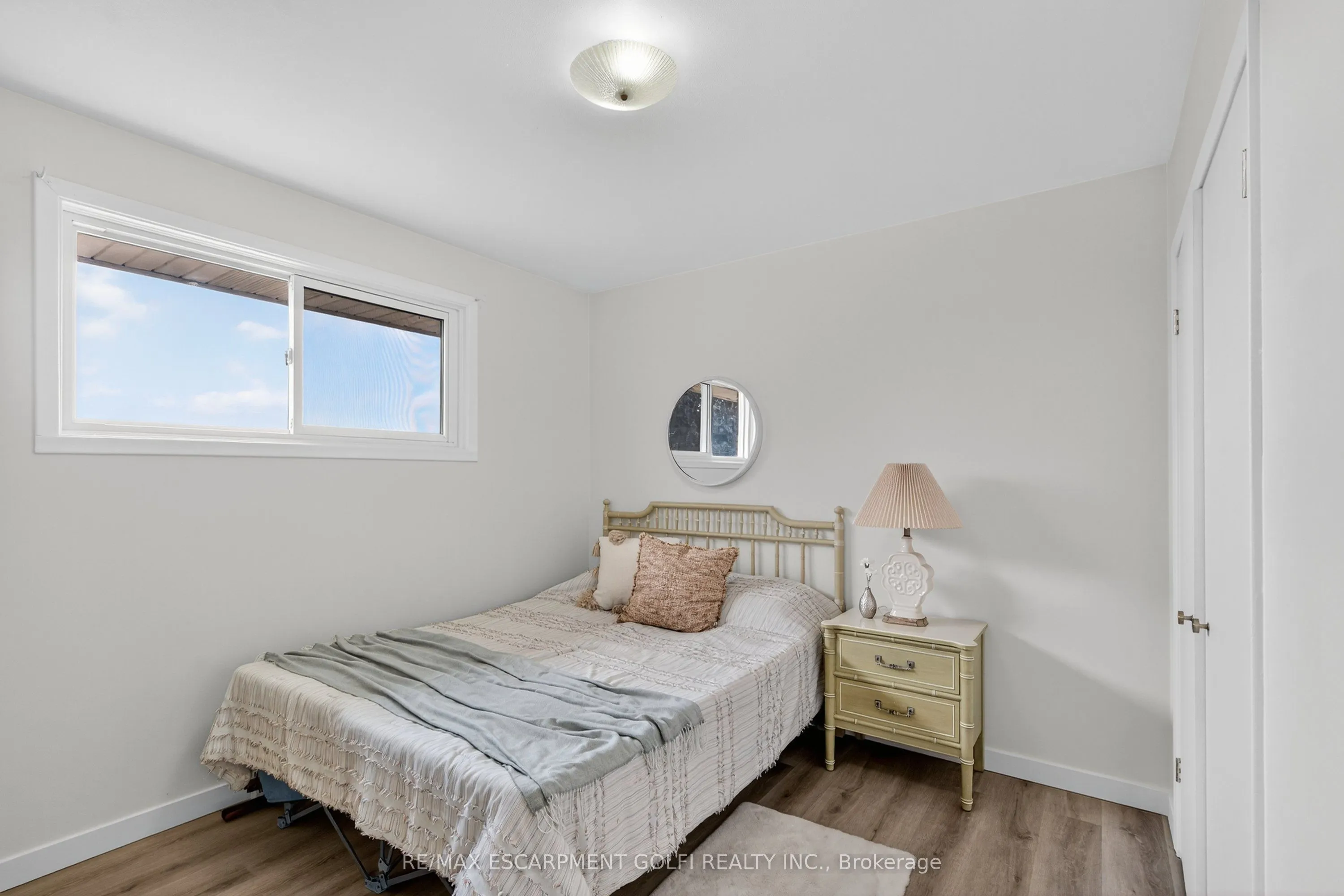 2041 Third Street Louth