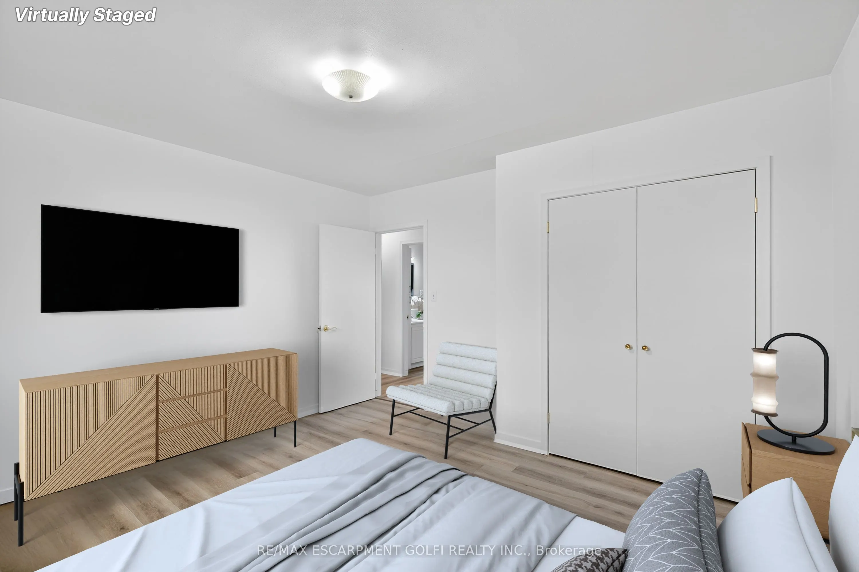 2041 Third Street Louth
