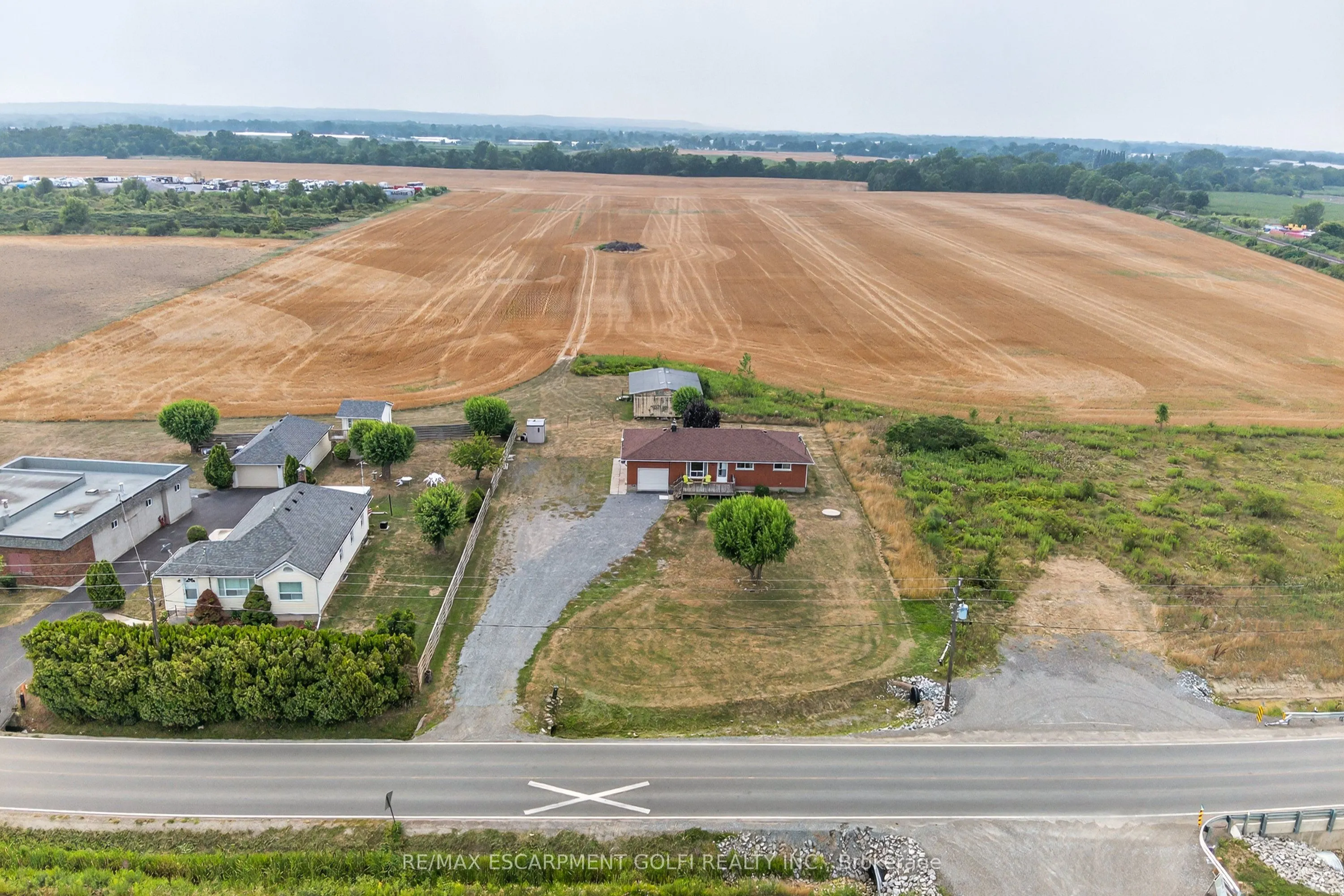 2041 Third Street Louth