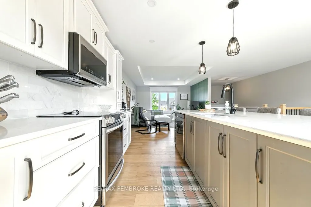 13 Drew Street