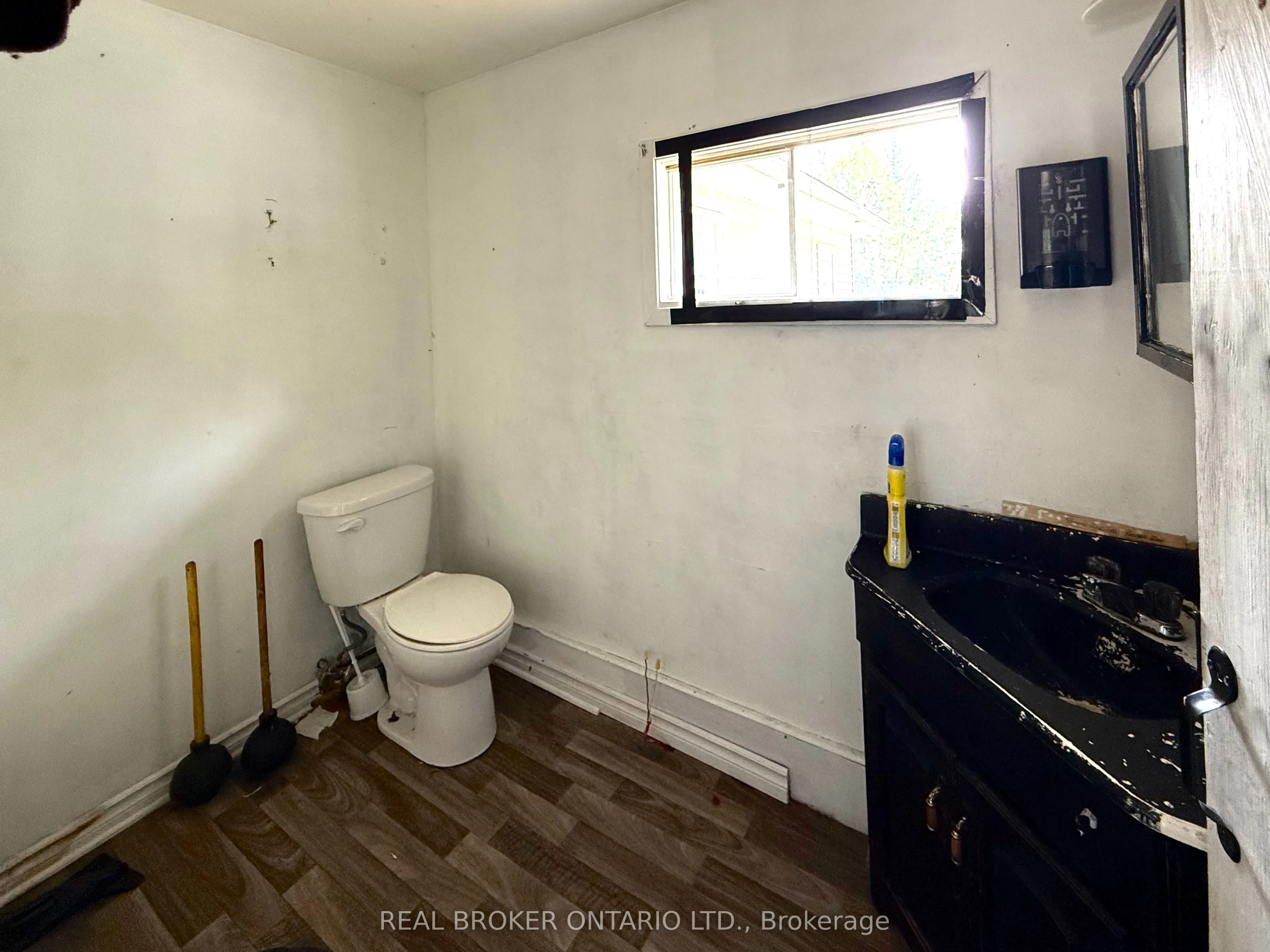 2401 Totem Ranch Road