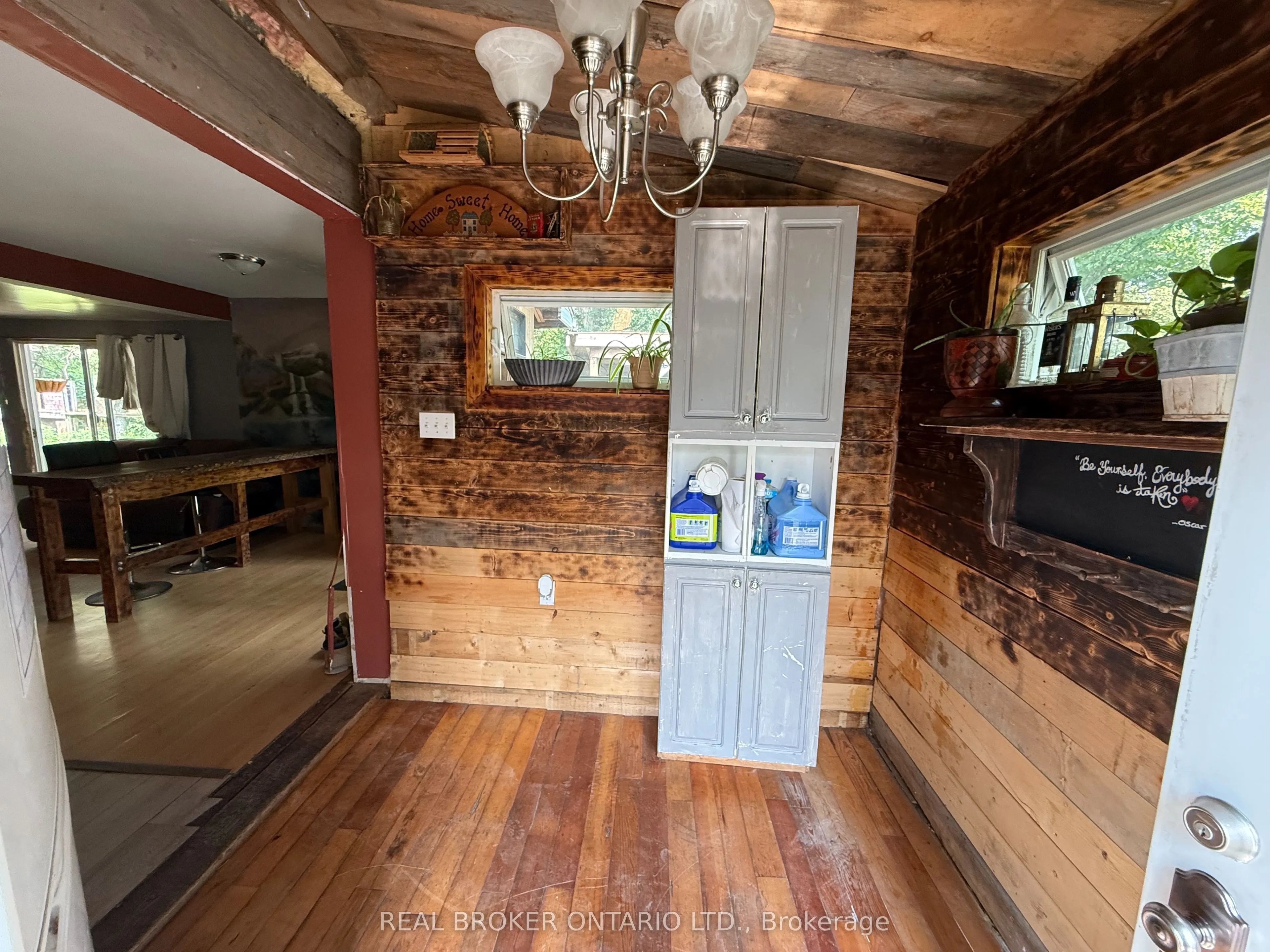 2401 Totem Ranch Road