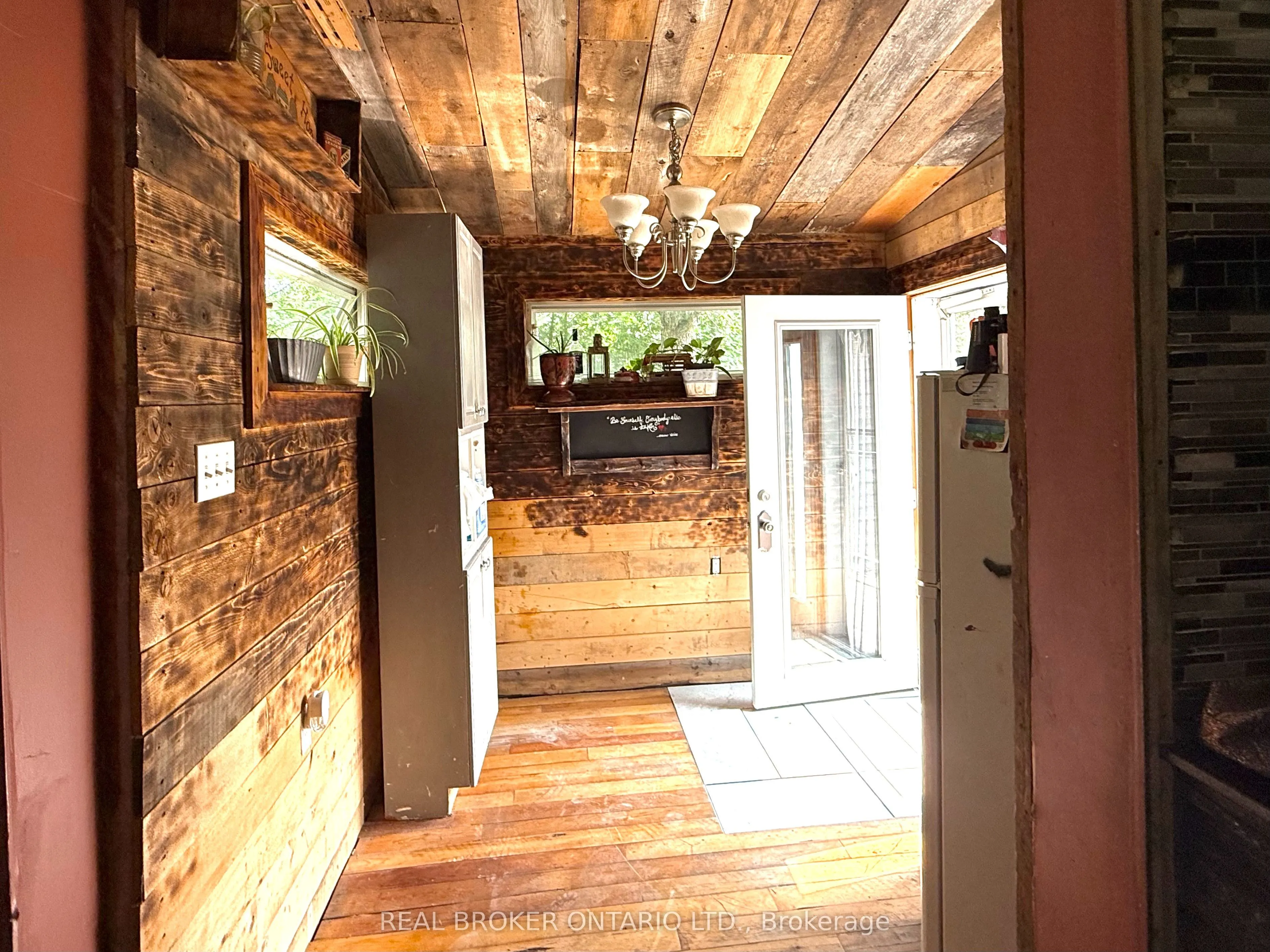 2401 Totem Ranch Road