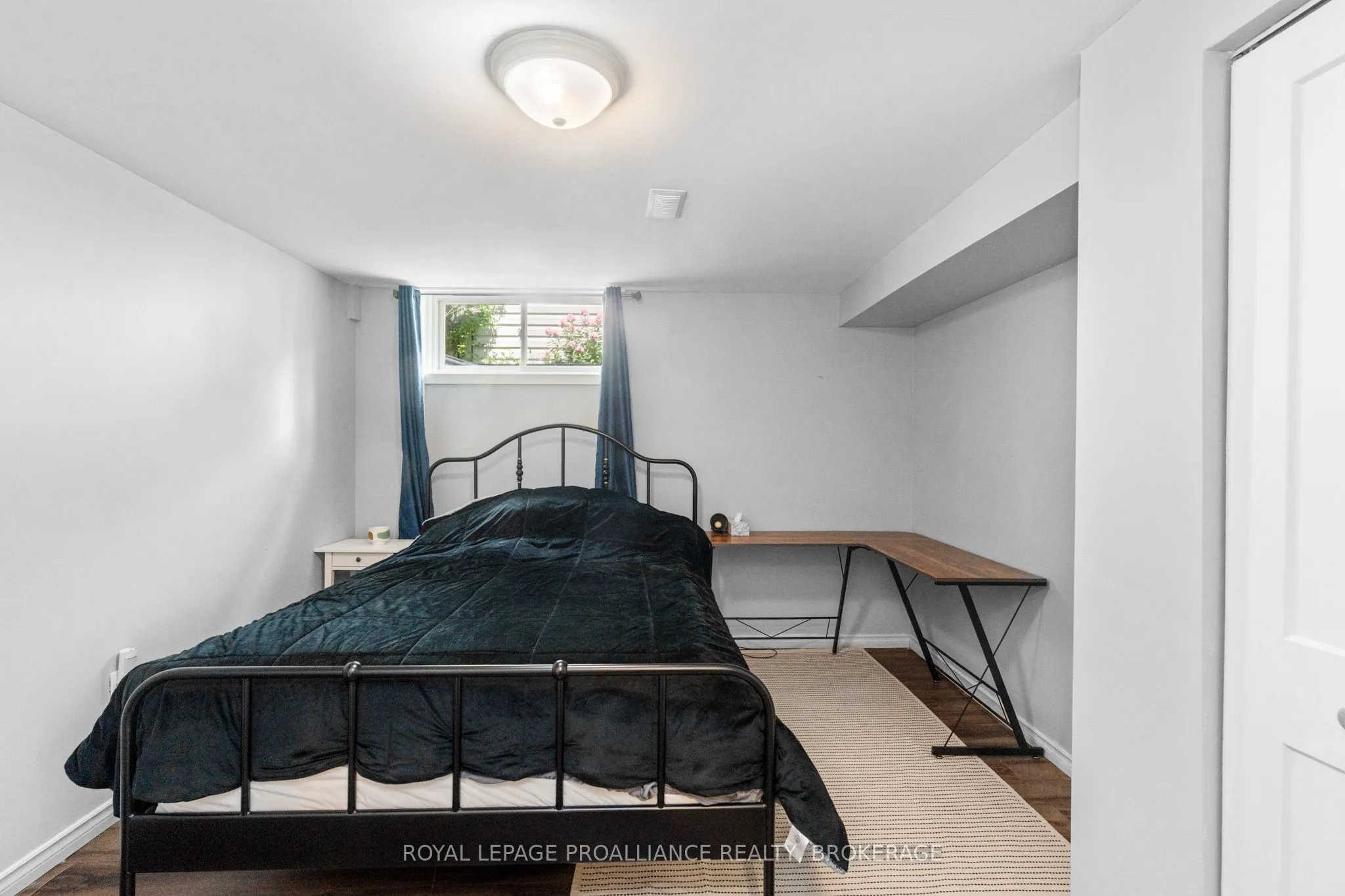 343 Sunrise Crescent