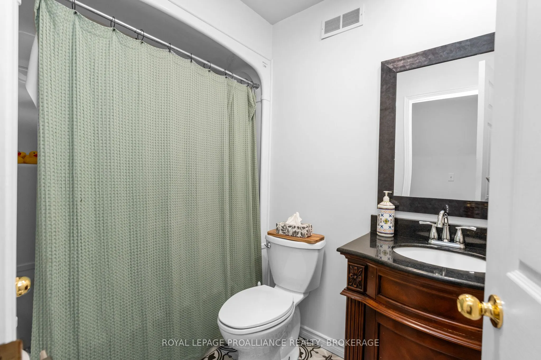 343 Sunrise Crescent