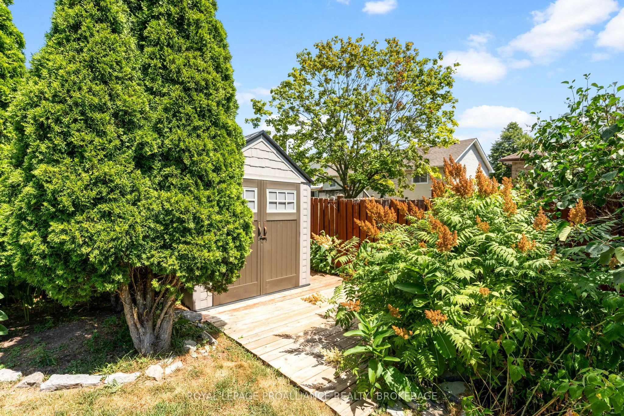 343 Sunrise Crescent