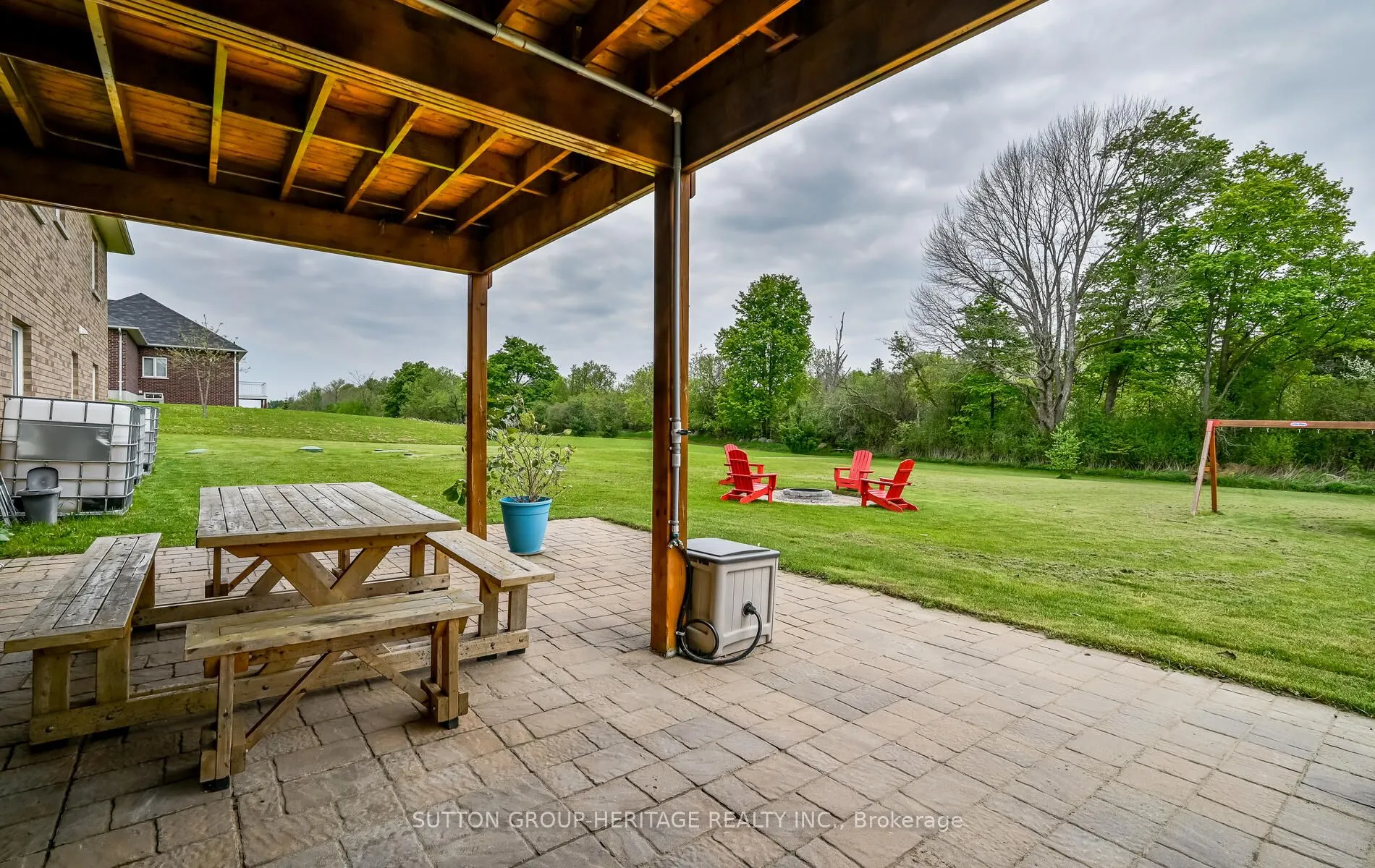 61 Songbird Crescent