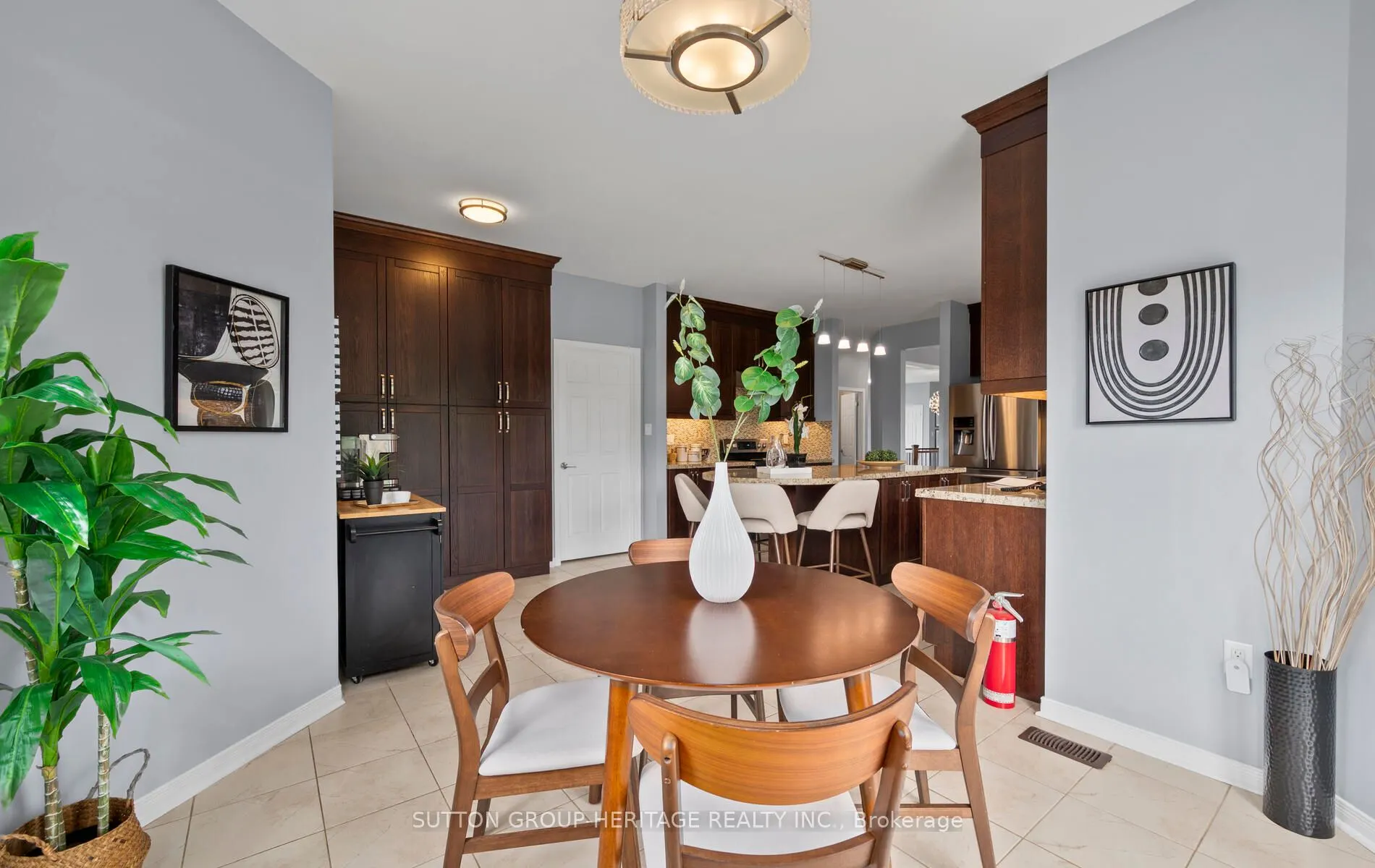 61 Songbird Crescent