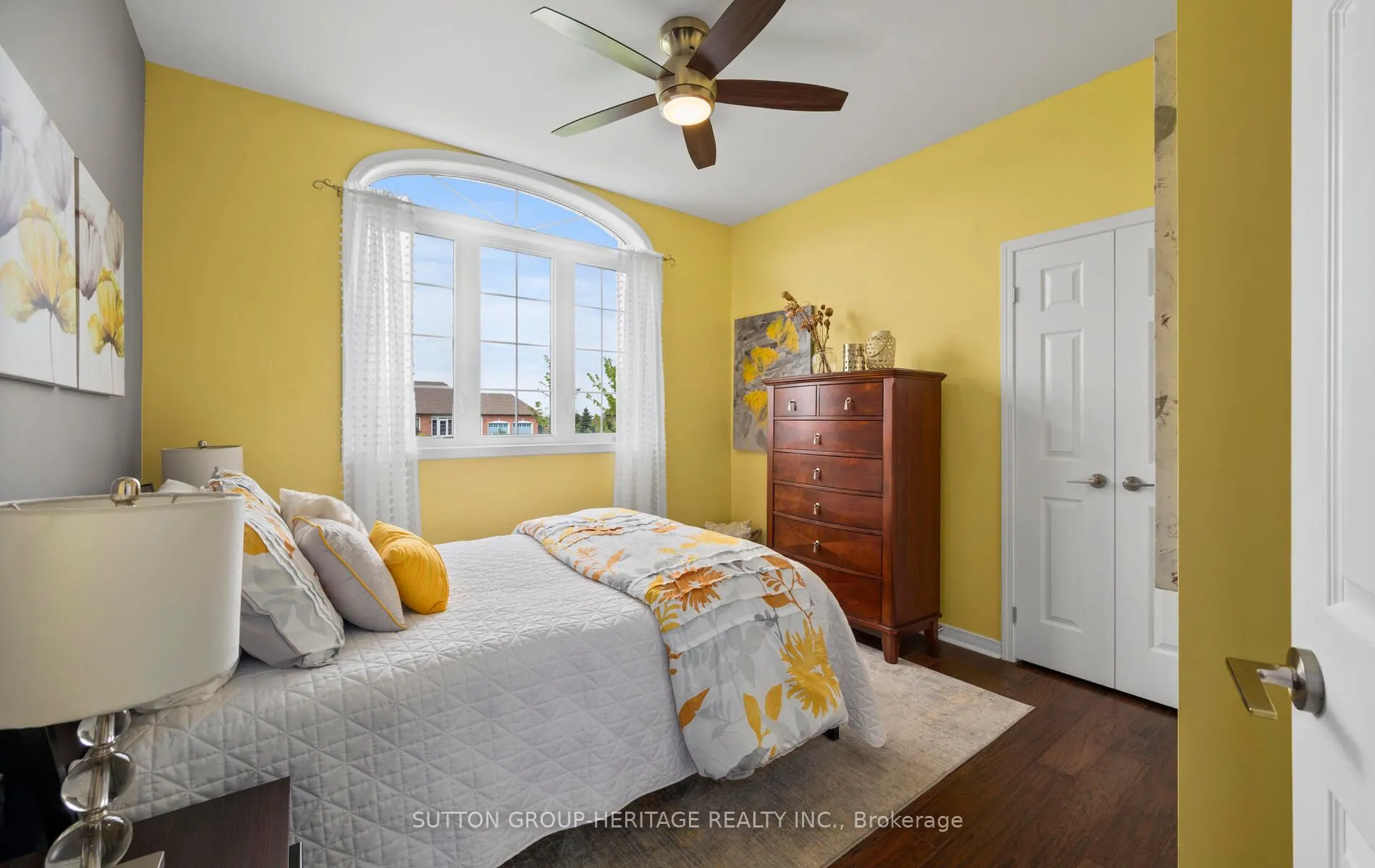 61 Songbird Crescent