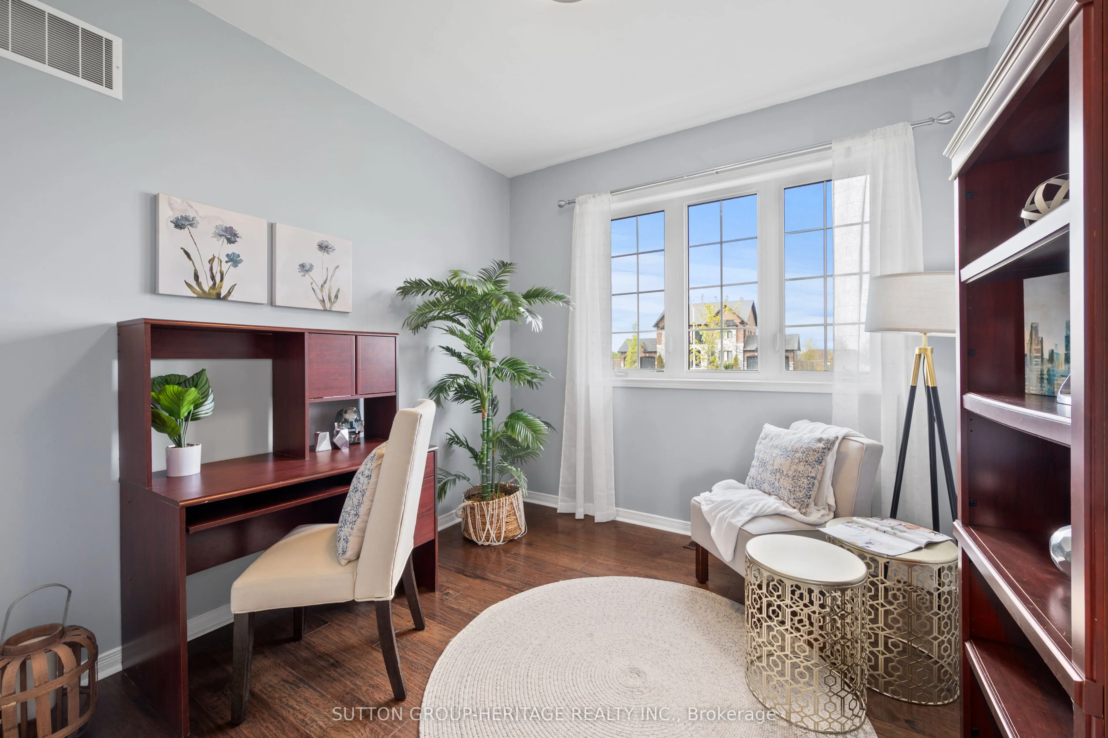 61 Songbird Crescent