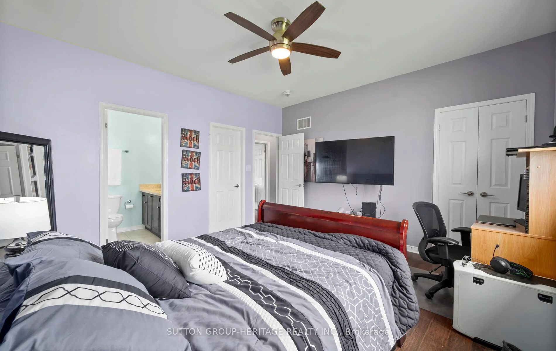 61 Songbird Crescent