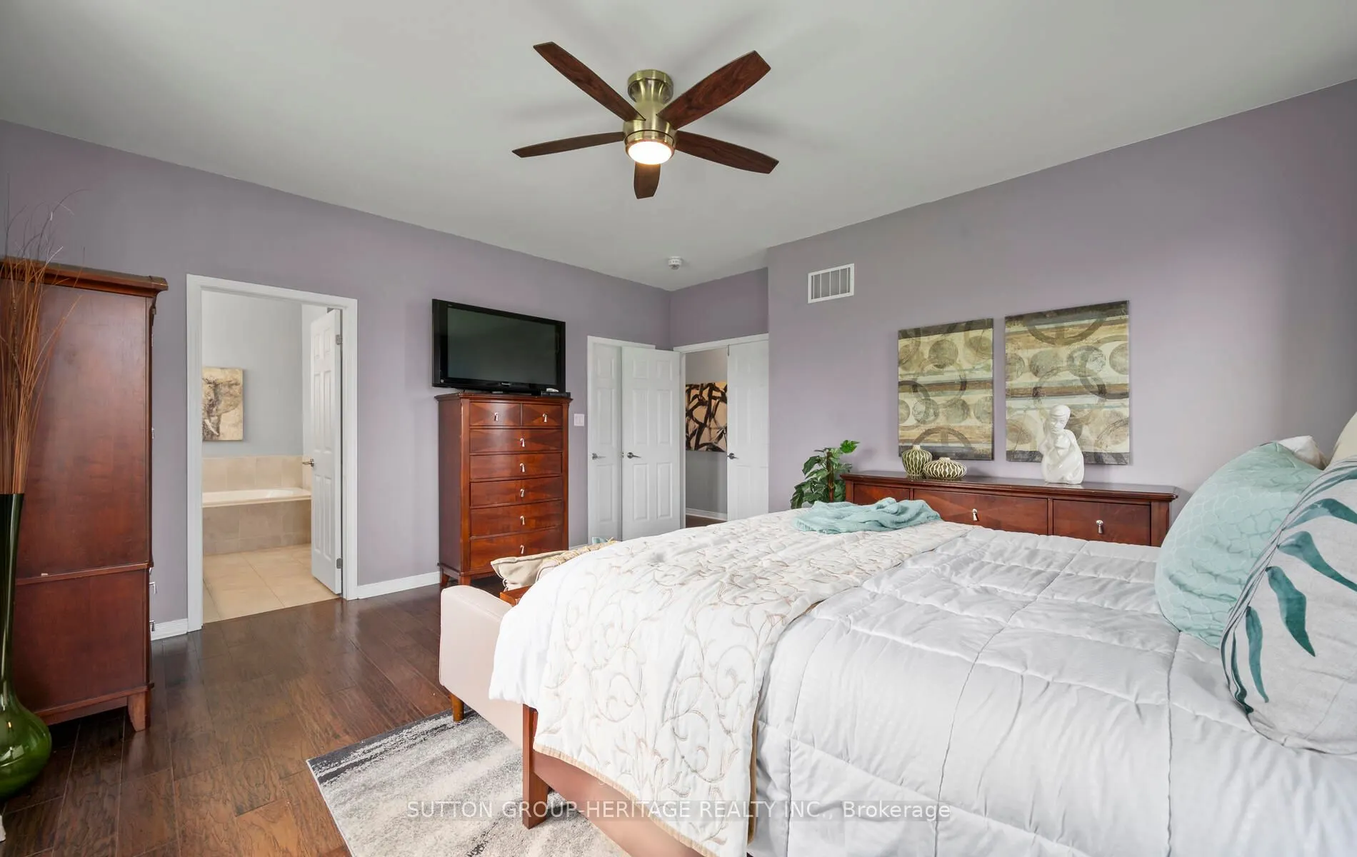 61 Songbird Crescent