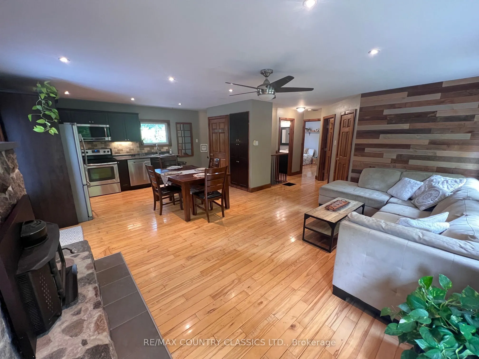 86 Scriven Road