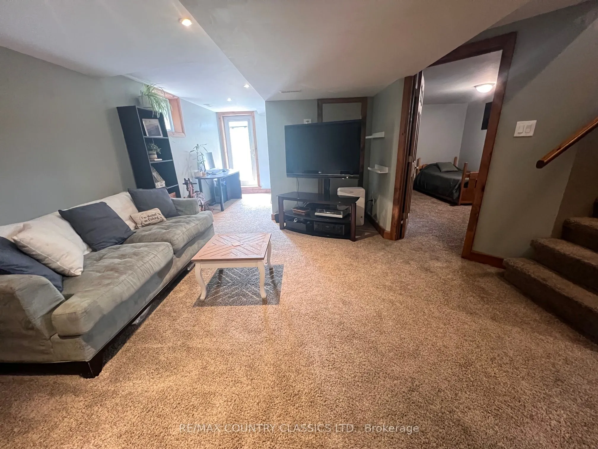 86 Scriven Road