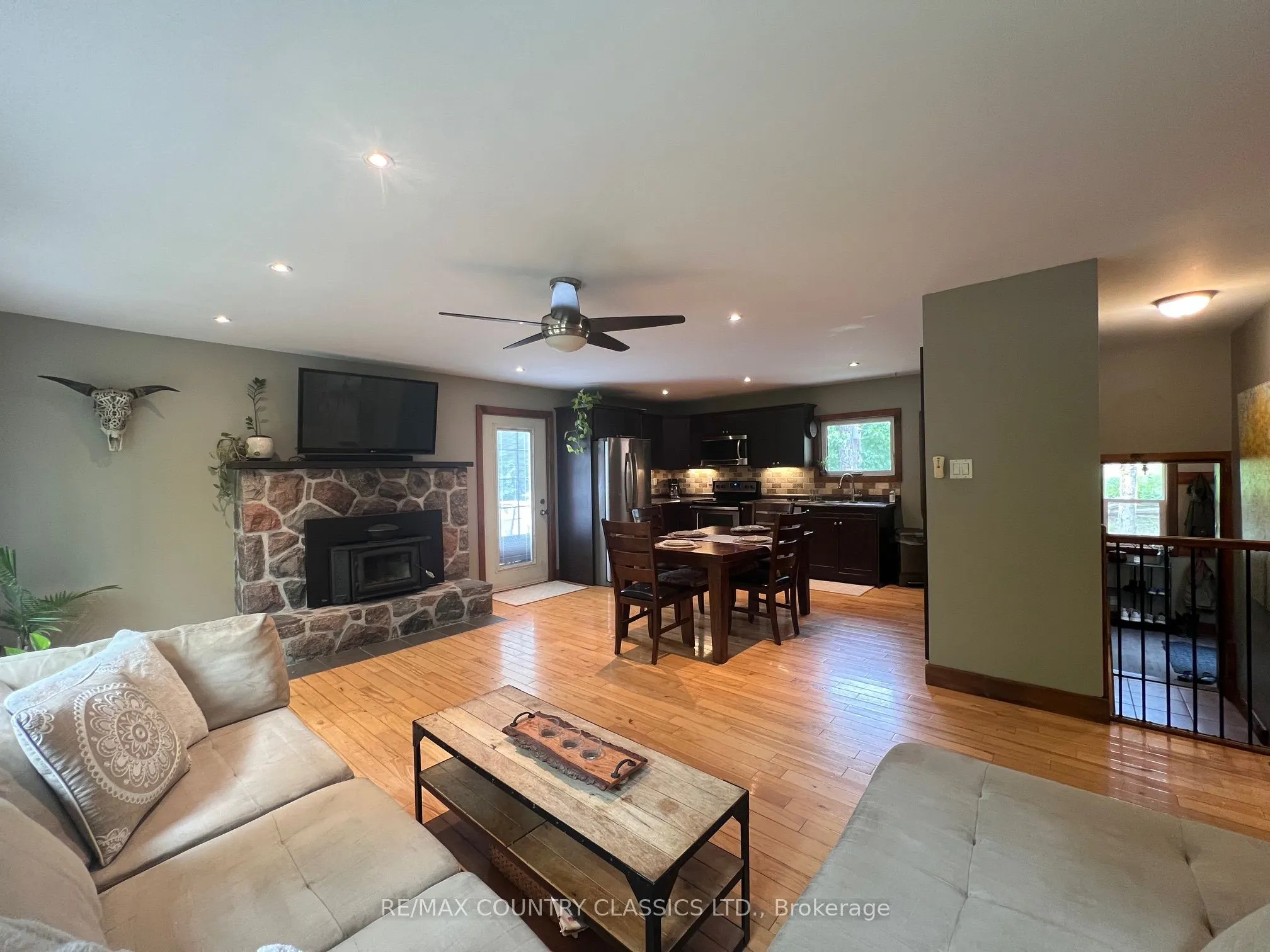 86 Scriven Road