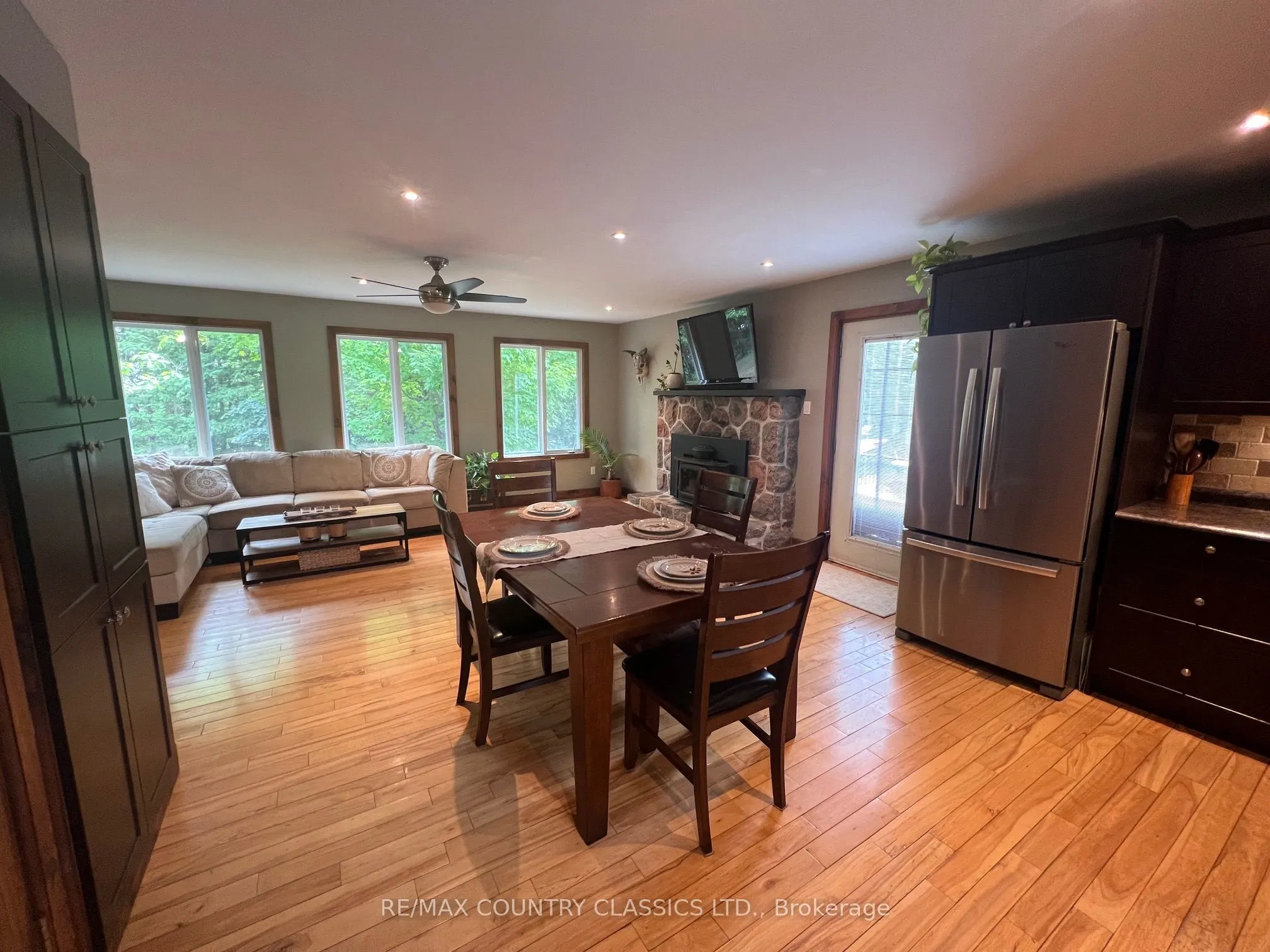 86 Scriven Road