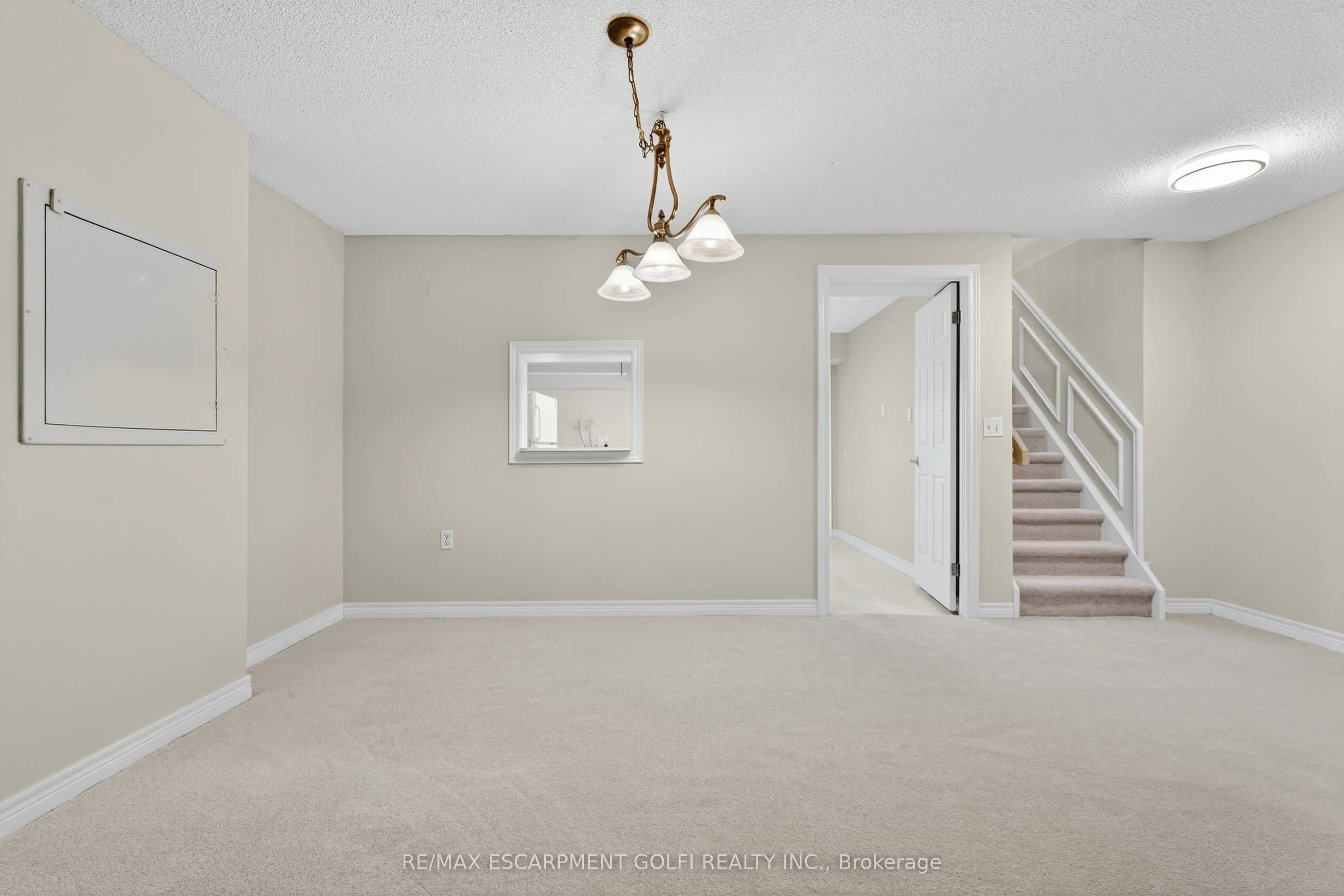 810 Golf Links Road, #2