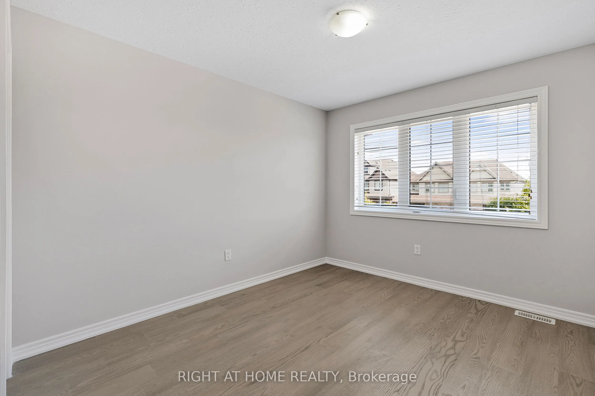 84 Couling Crescent