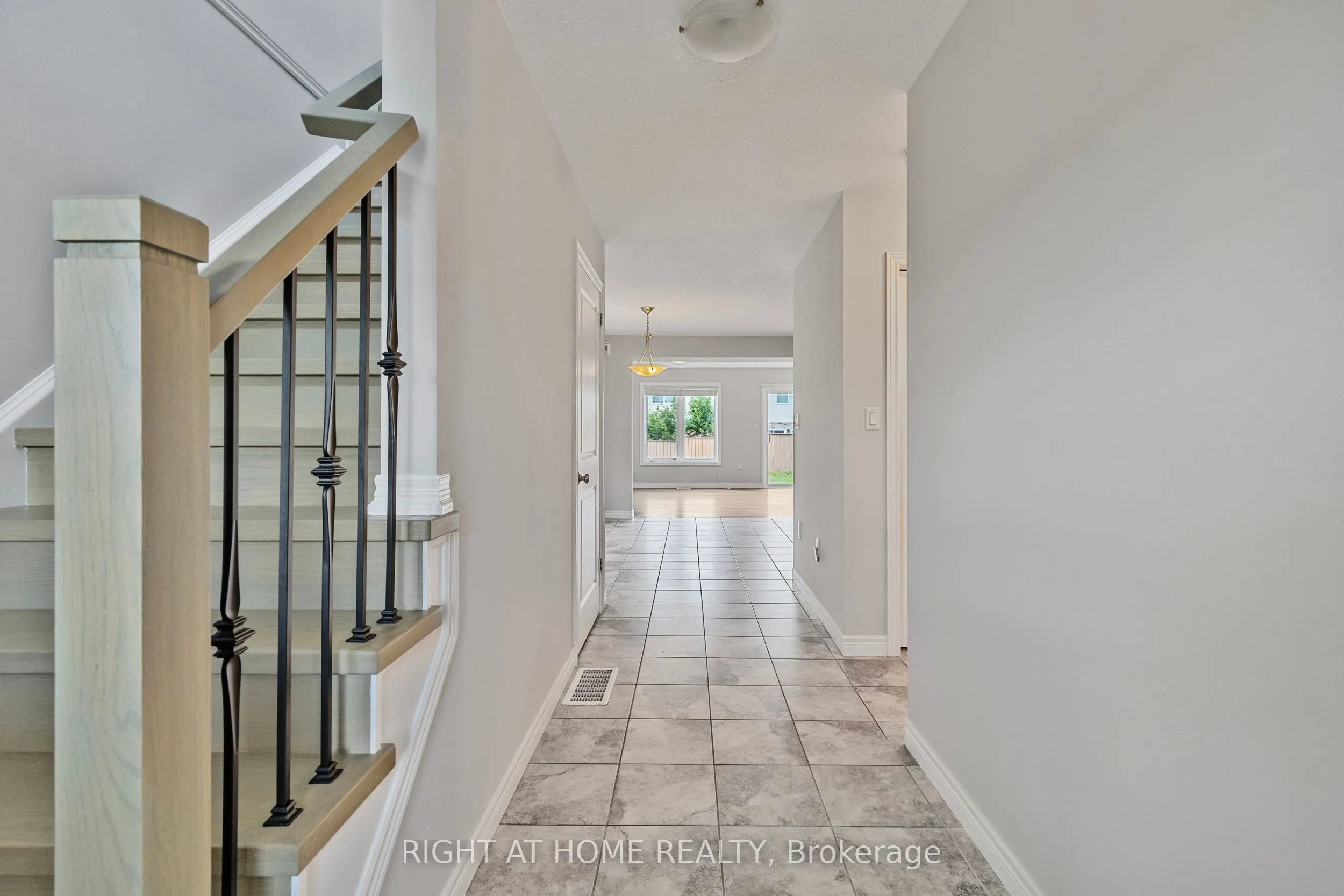 84 Couling Crescent