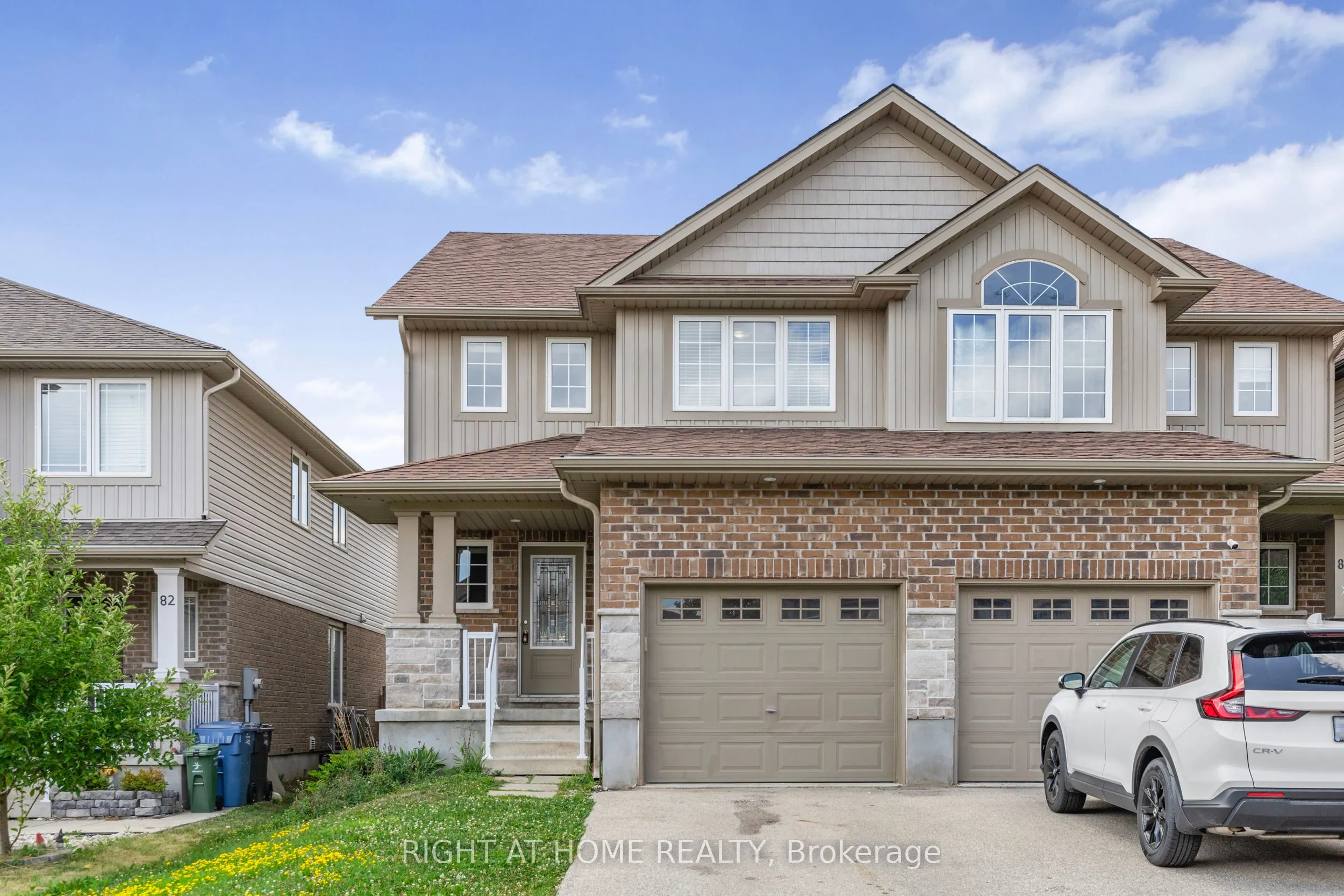 84 Couling Crescent
