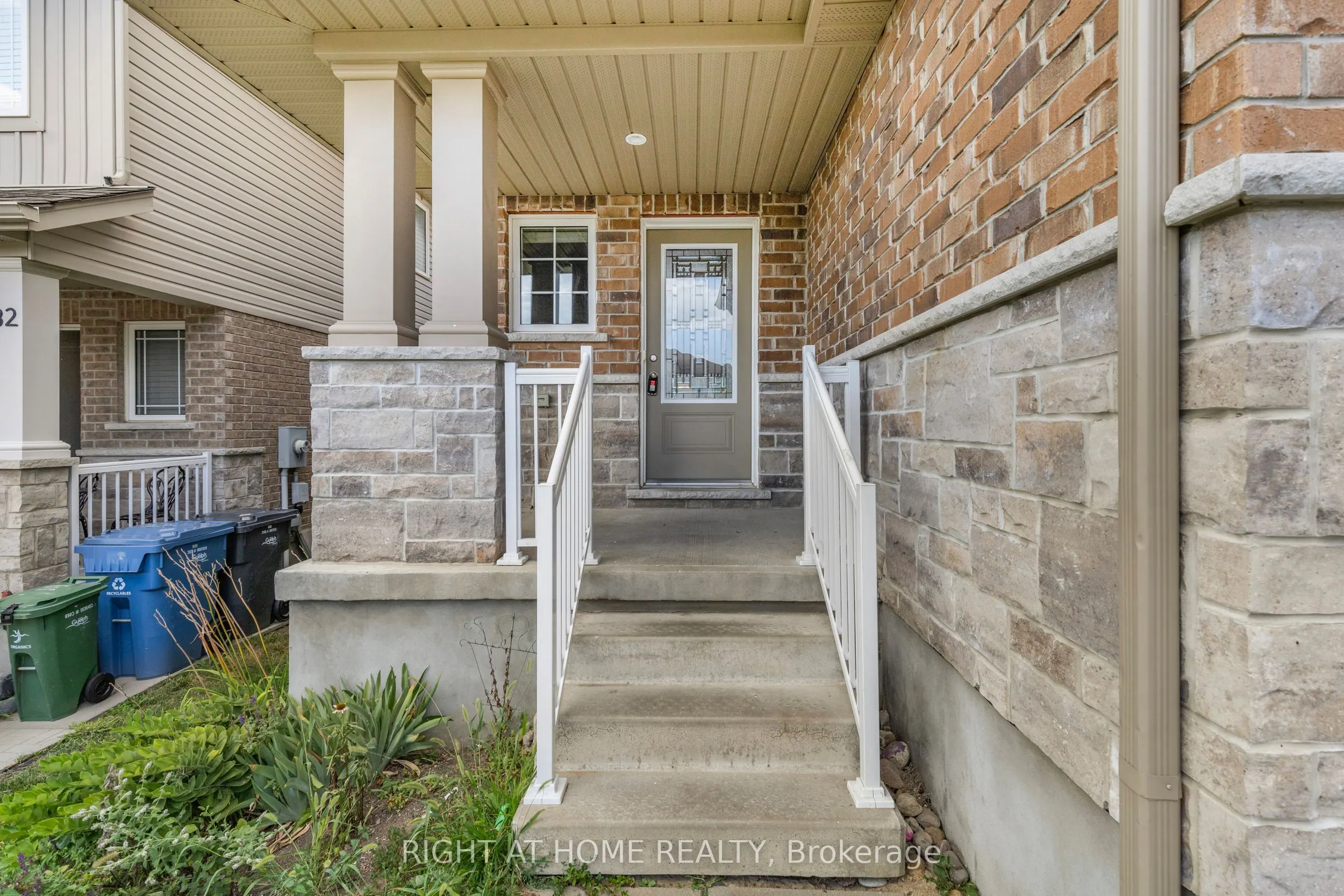 84 Couling Crescent