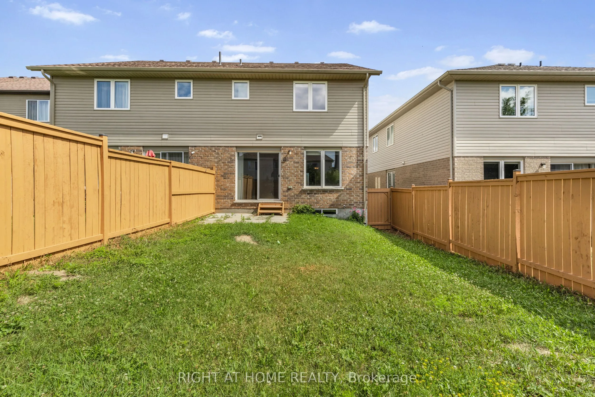 84 Couling Crescent