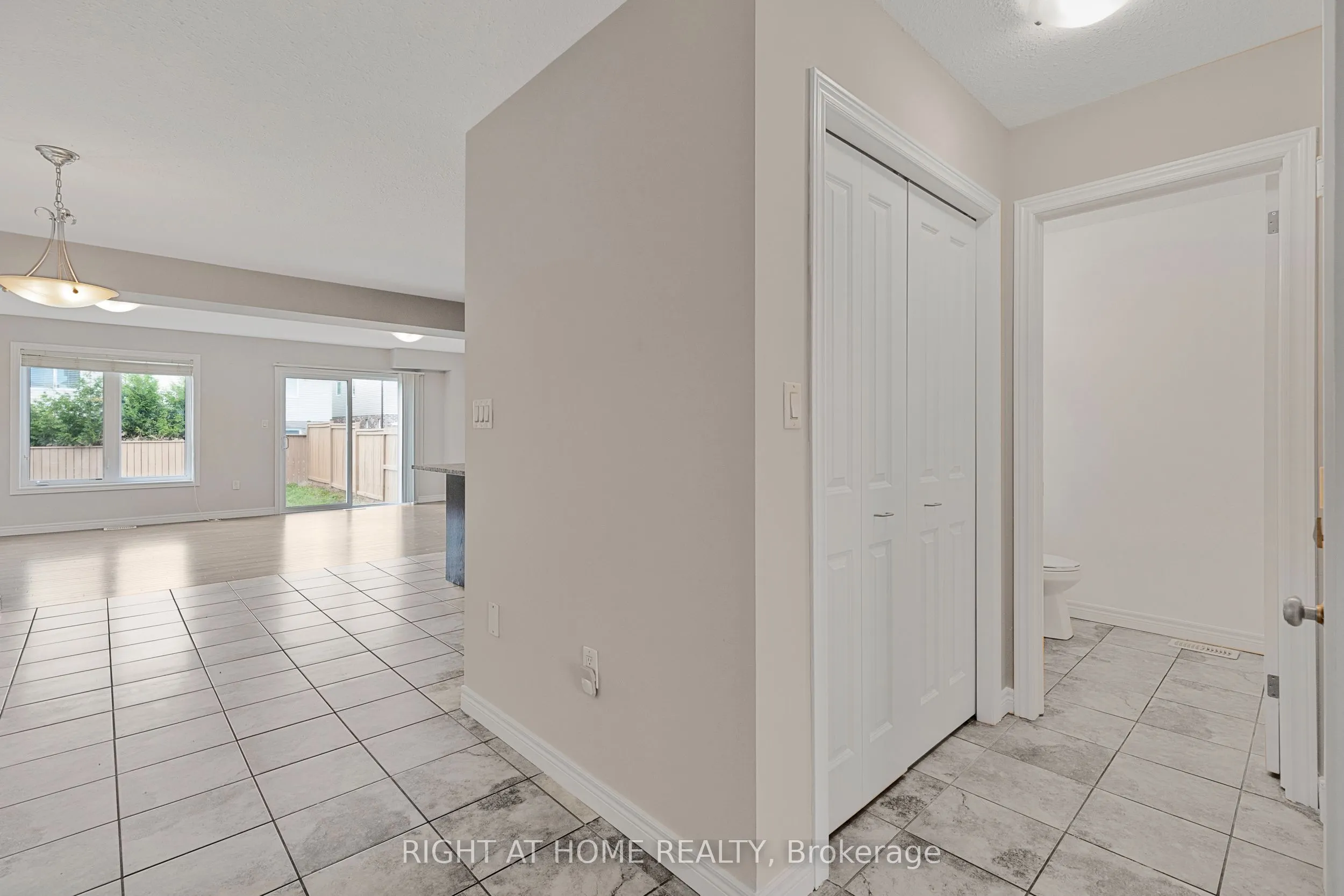 84 Couling Crescent
