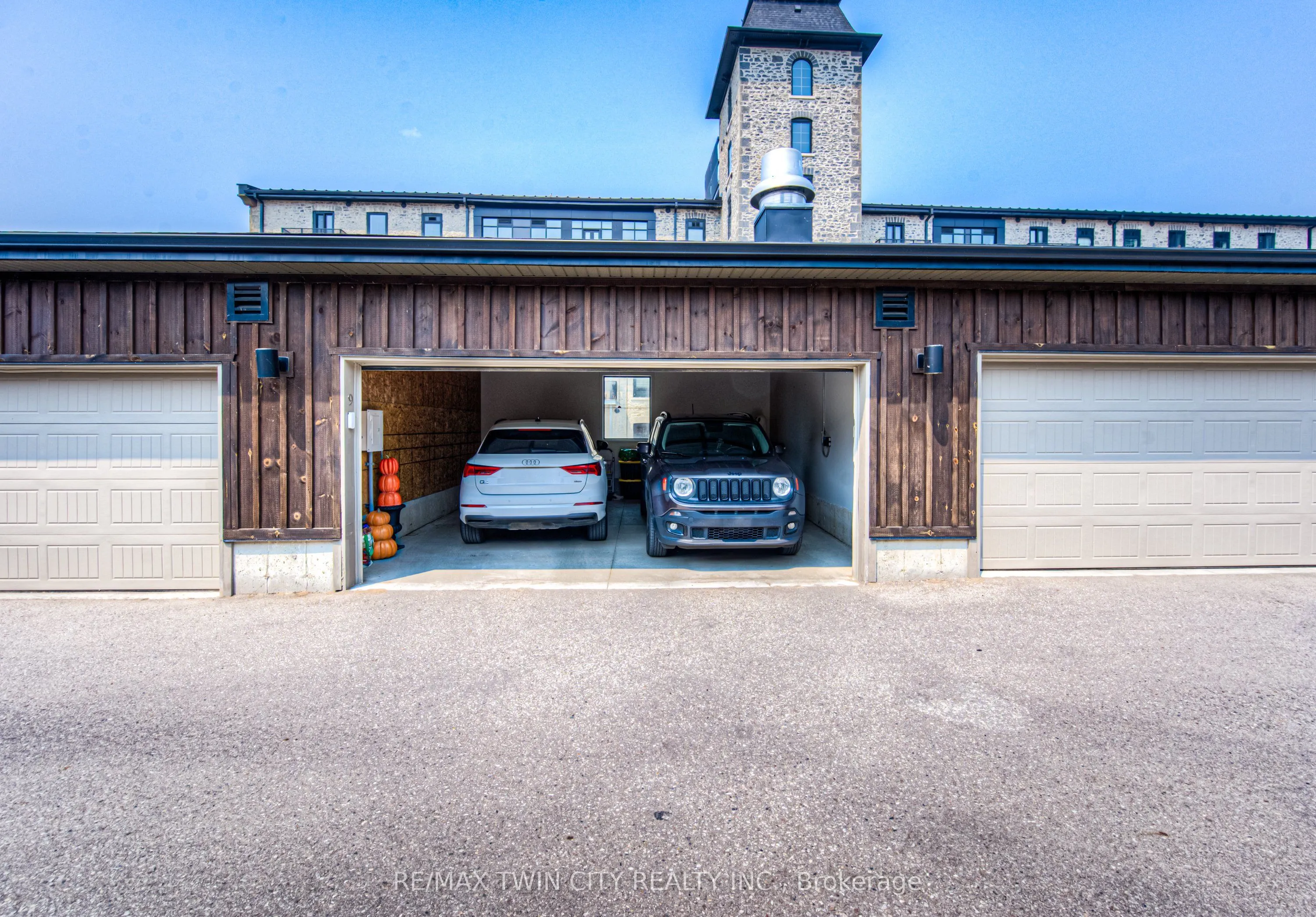 19 Guelph Avenue, #107