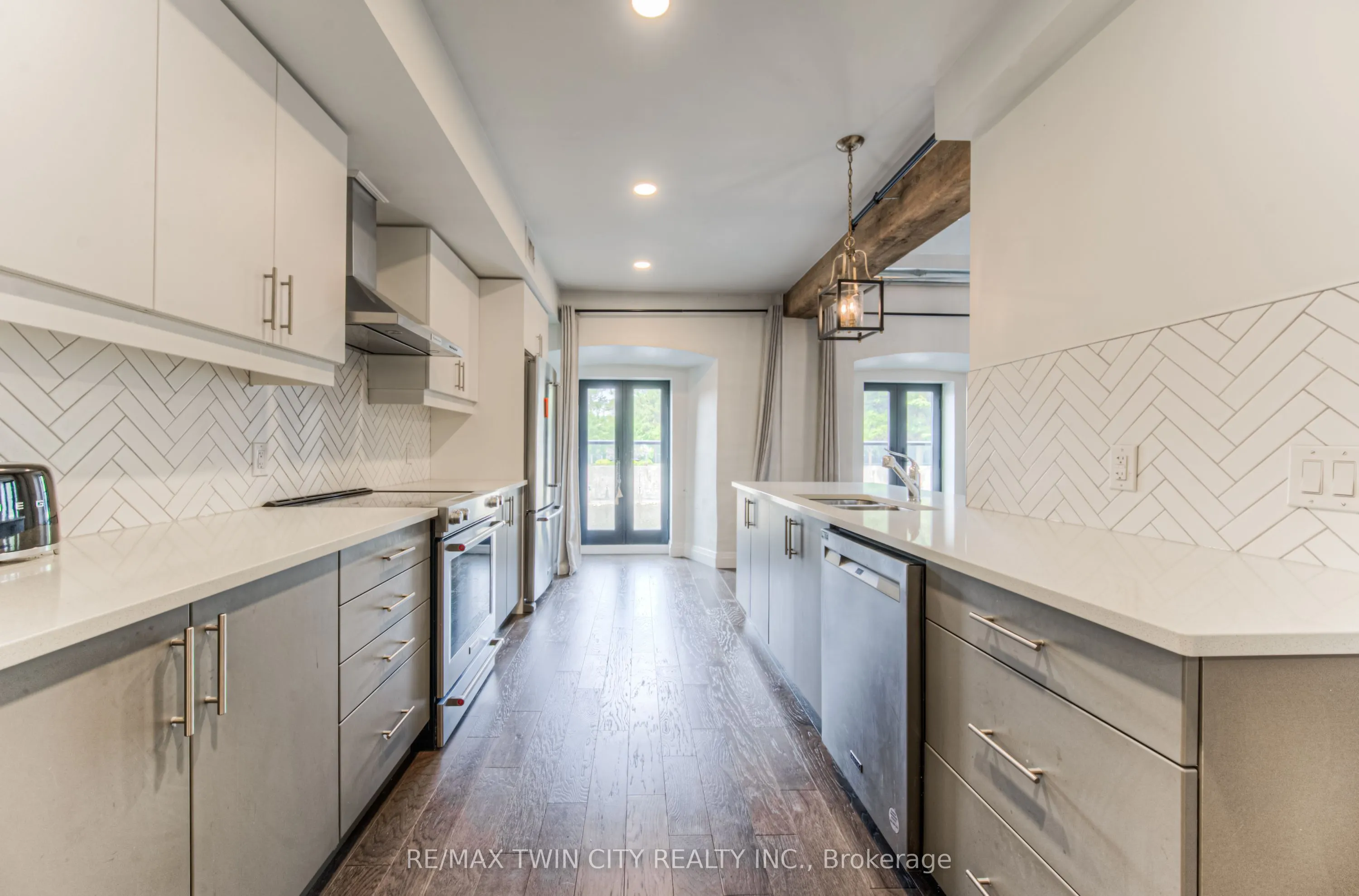 19 Guelph Avenue, #107