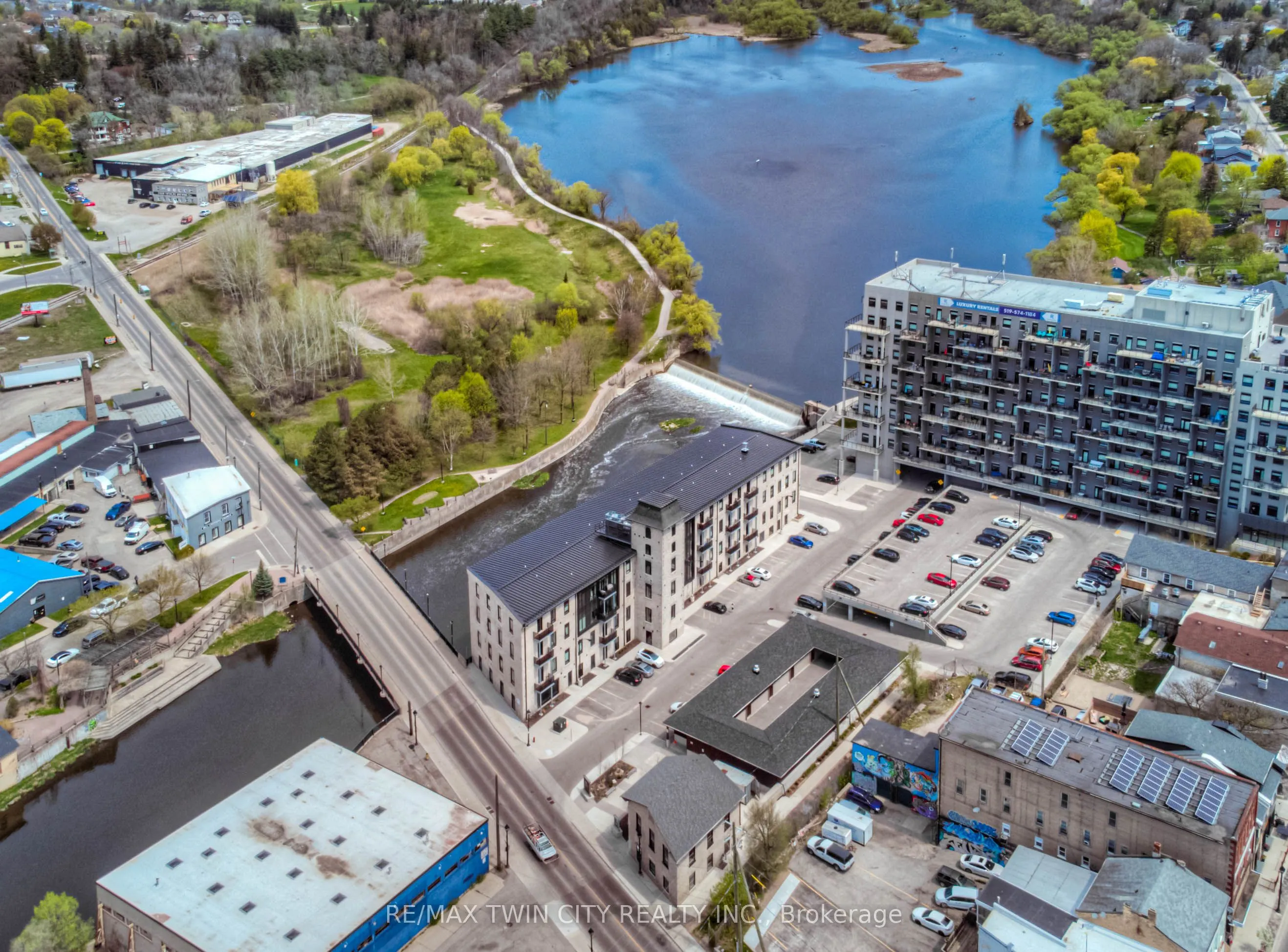 19 Guelph Avenue, #107