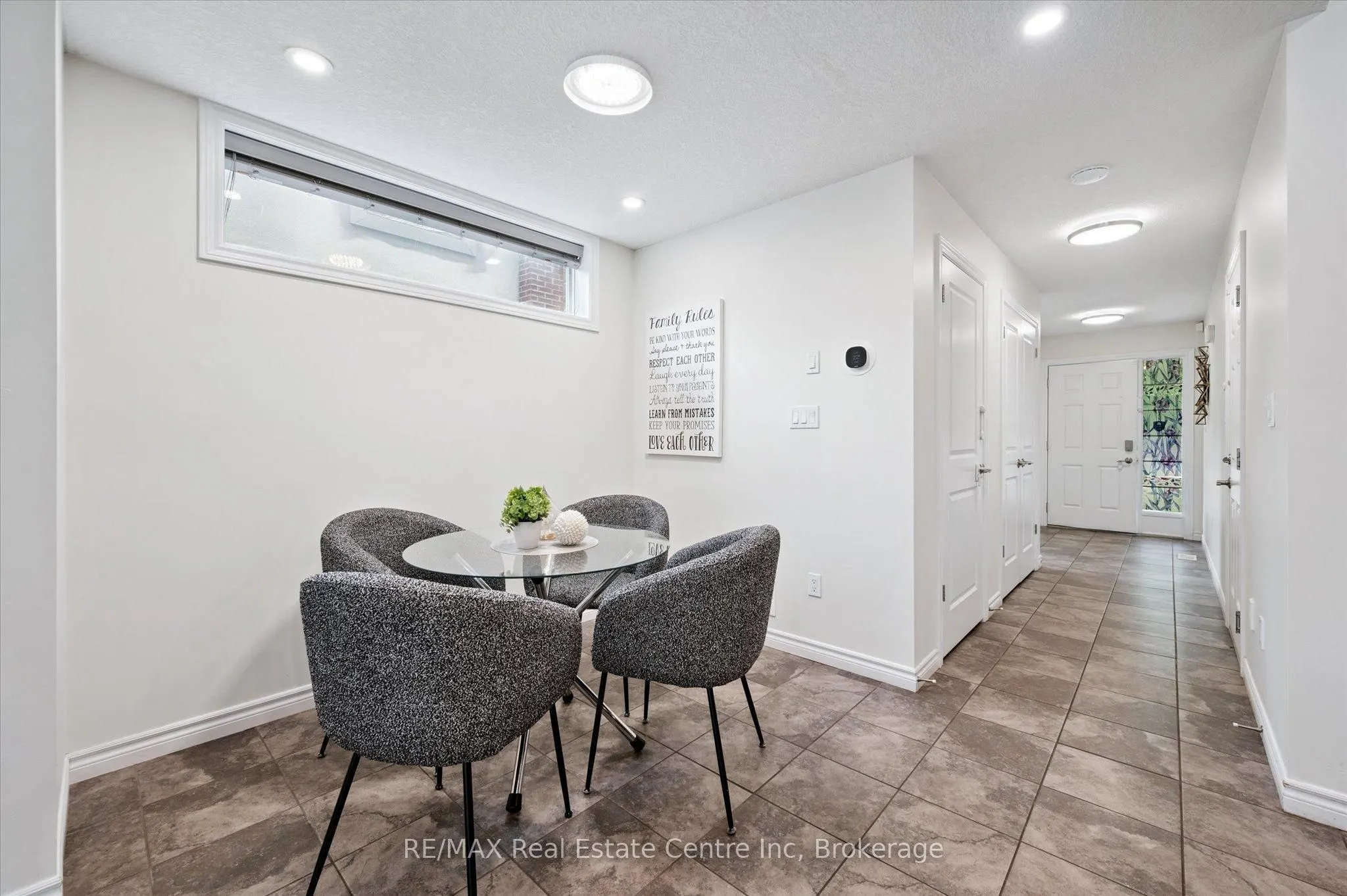 68 York Road, #B
