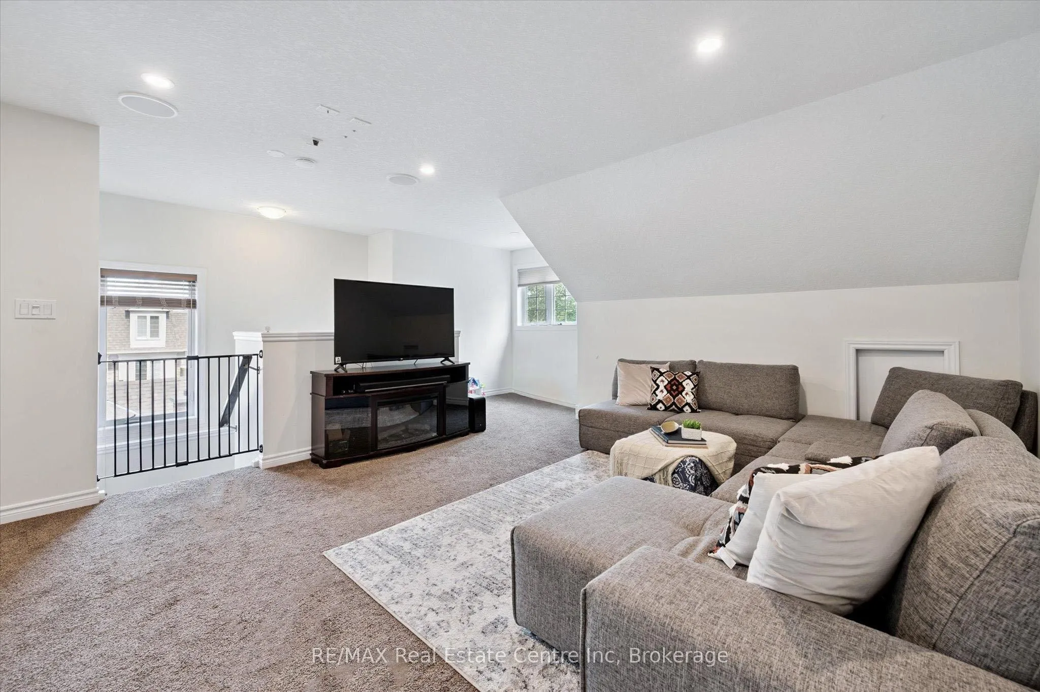 68 York Road, #B