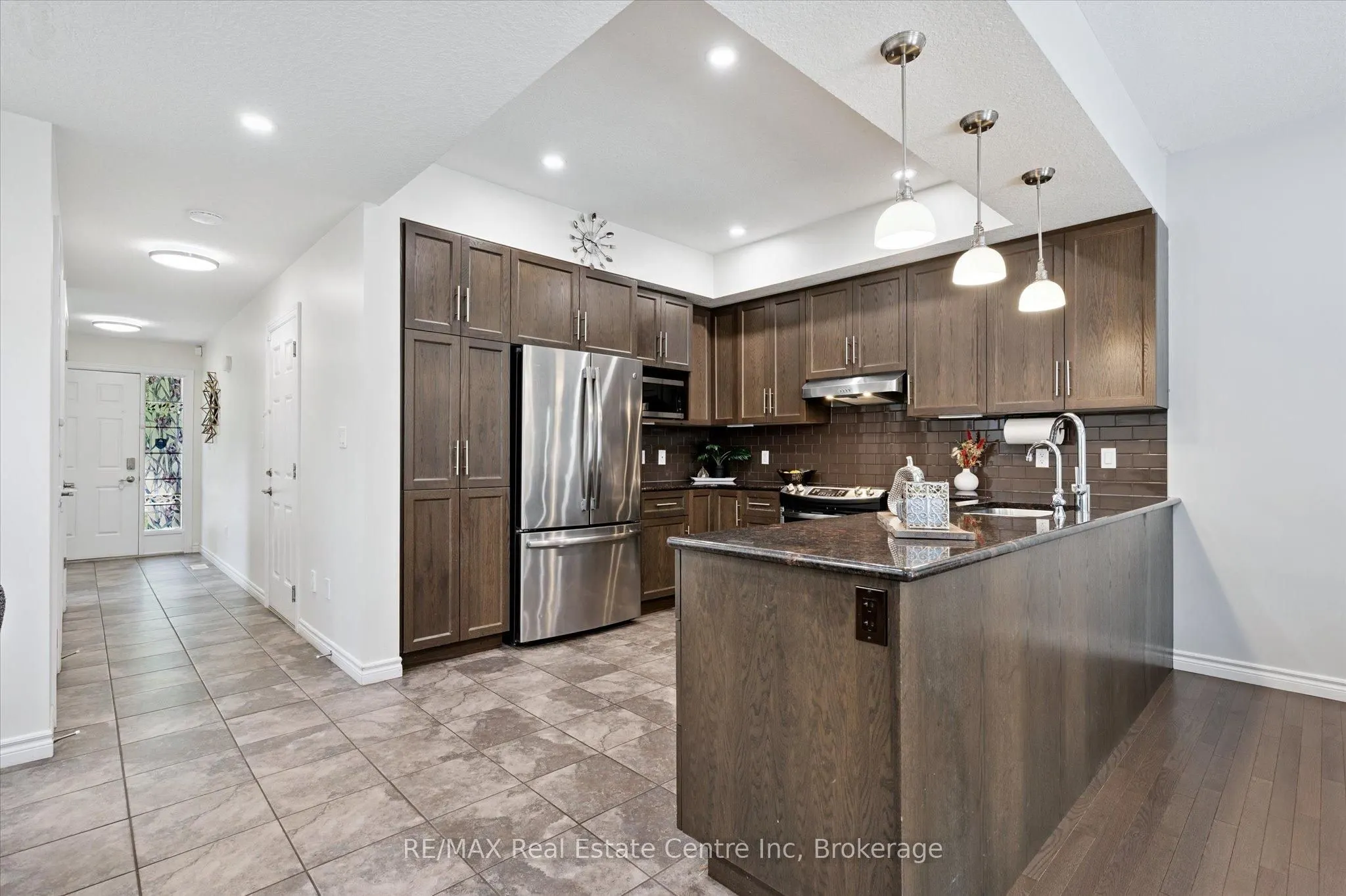 68 York Road, #B