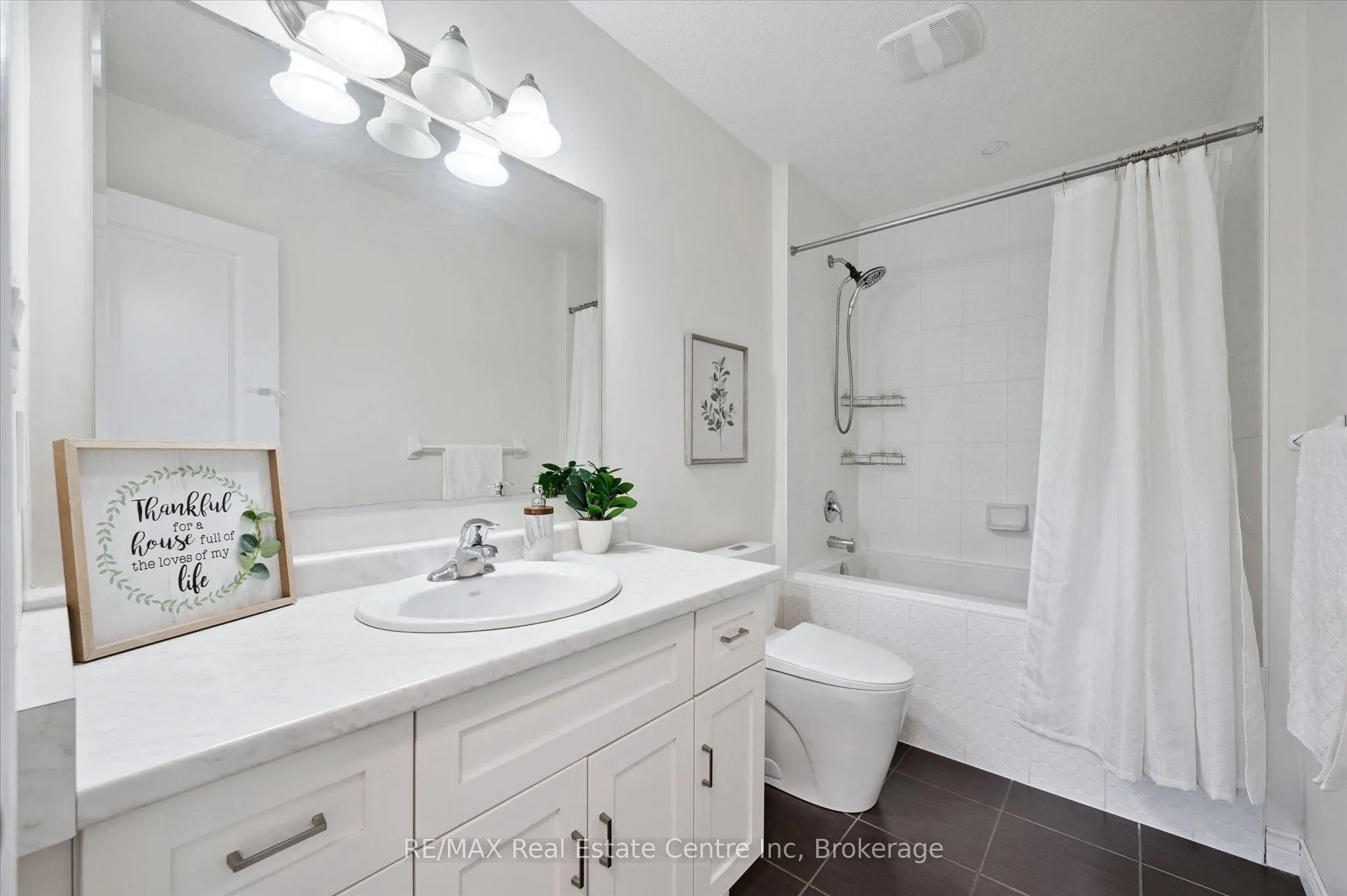 68 York Road, #B