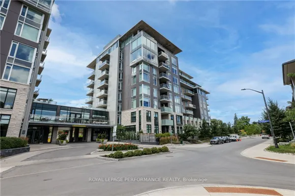 570 De Mazenod Avenue, #412