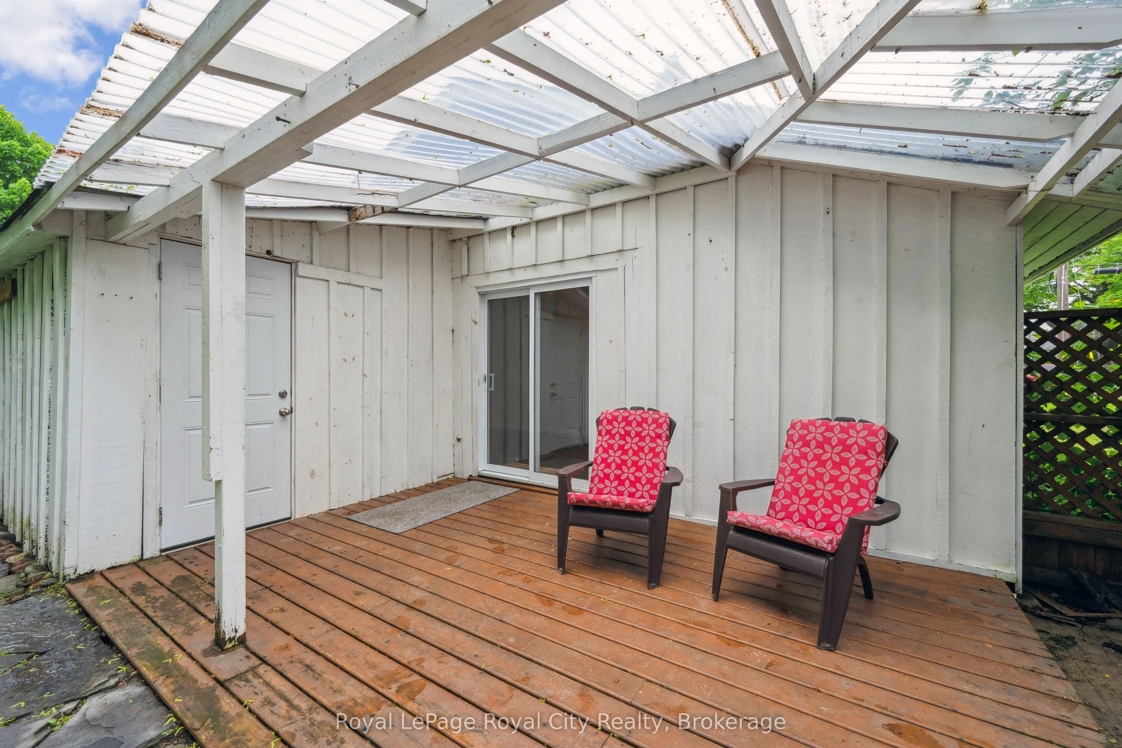 169 Edinburgh Road N