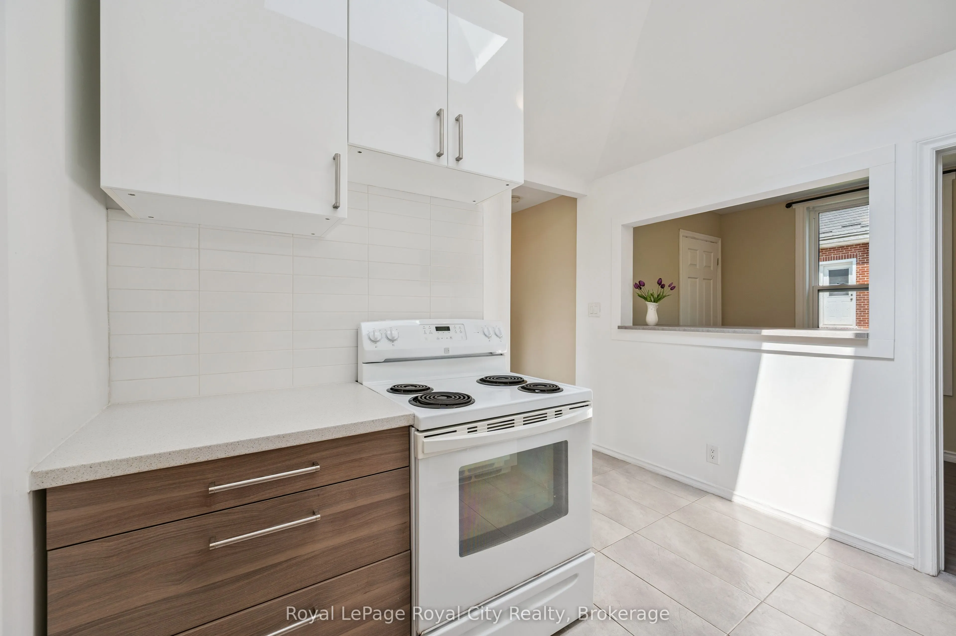 169 Edinburgh Road N