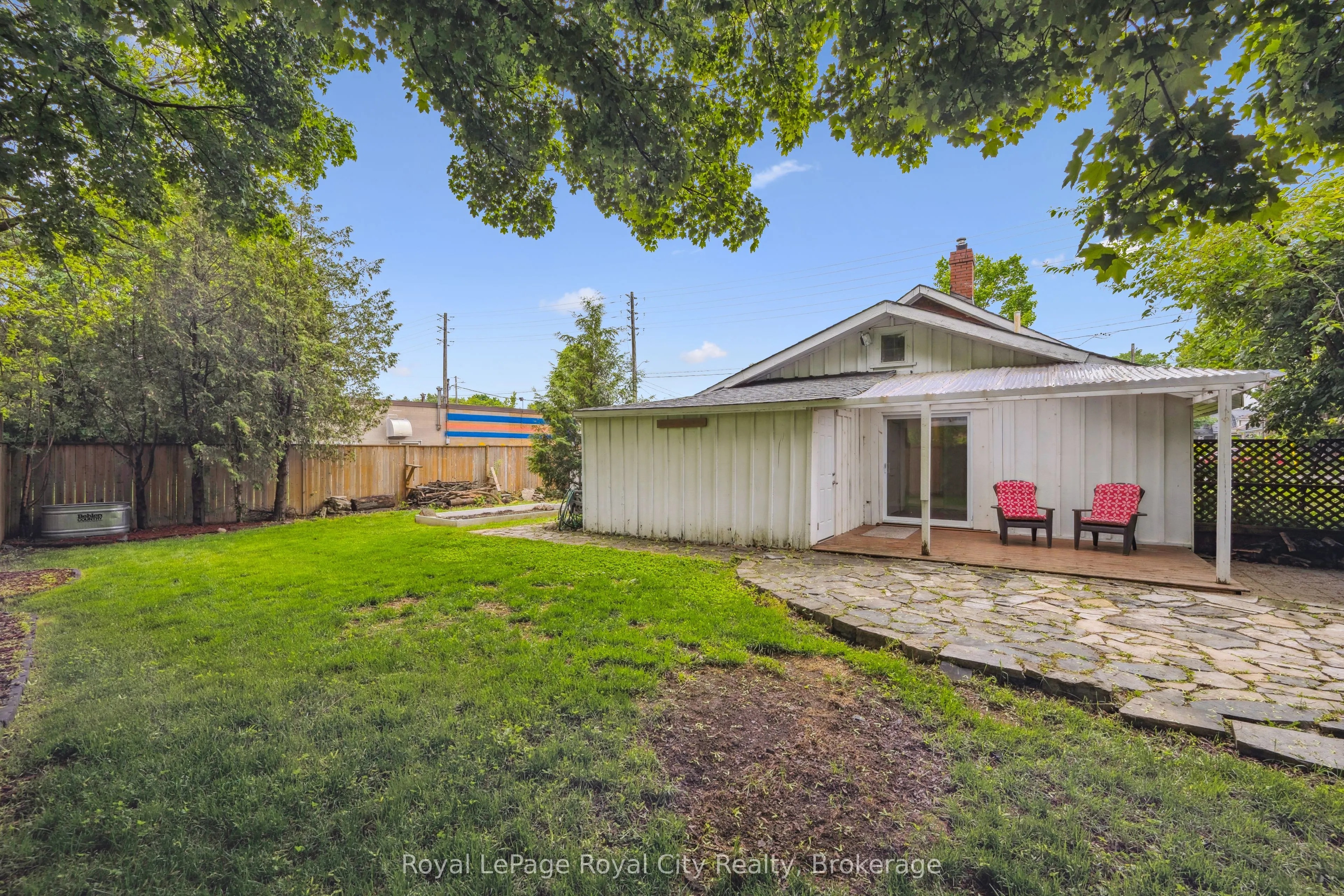 169 Edinburgh Road N