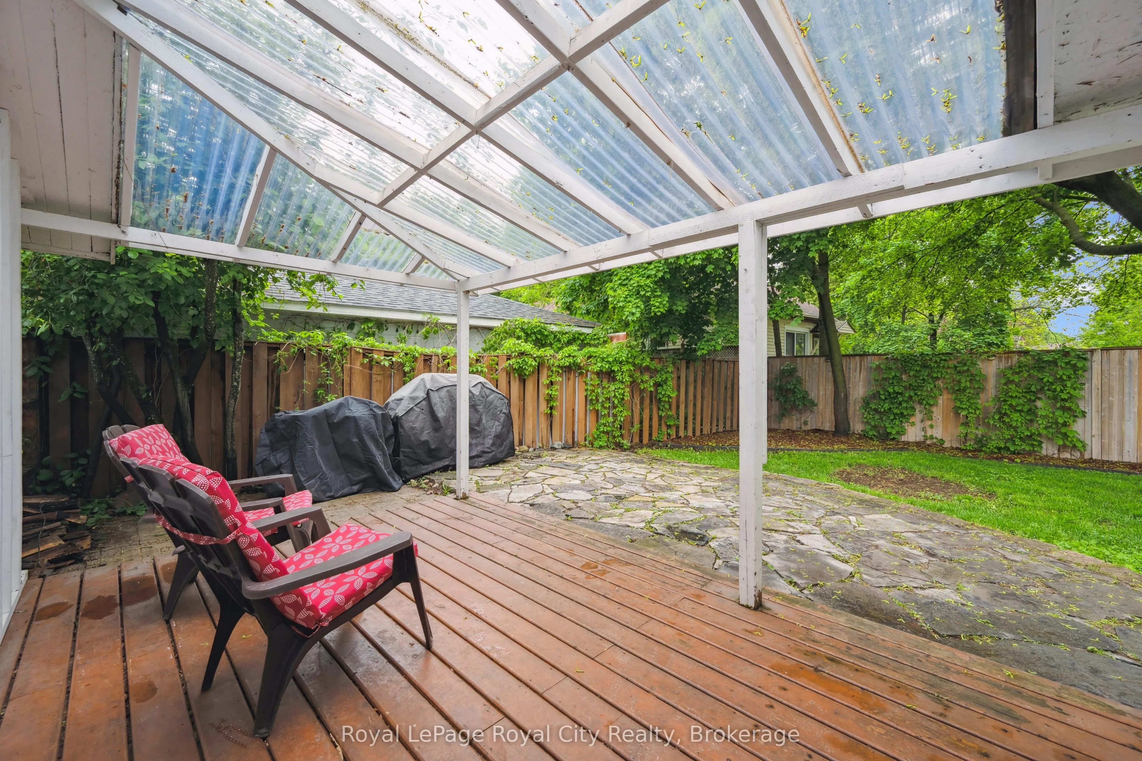 169 Edinburgh Road N