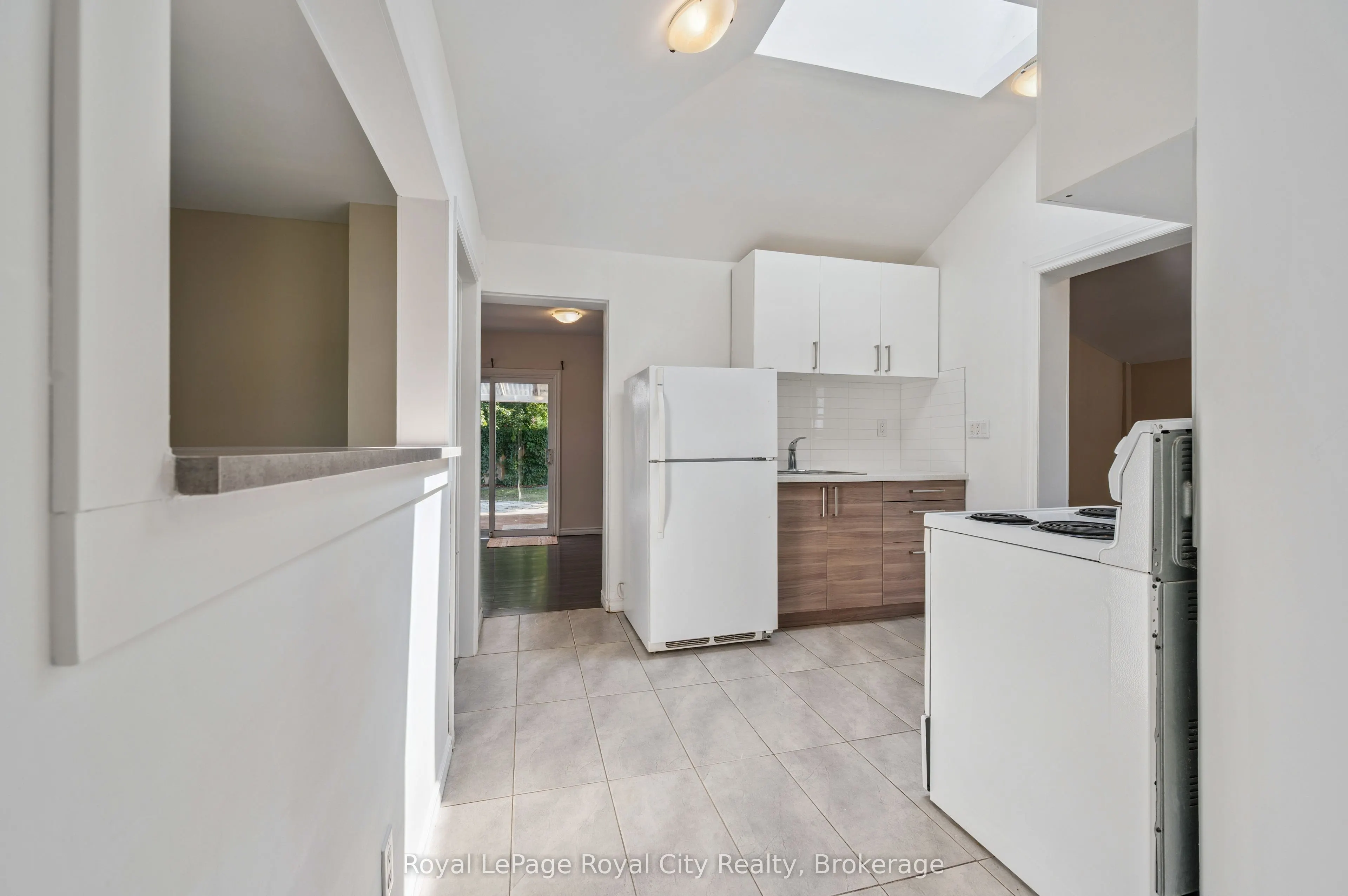169 Edinburgh Road N
