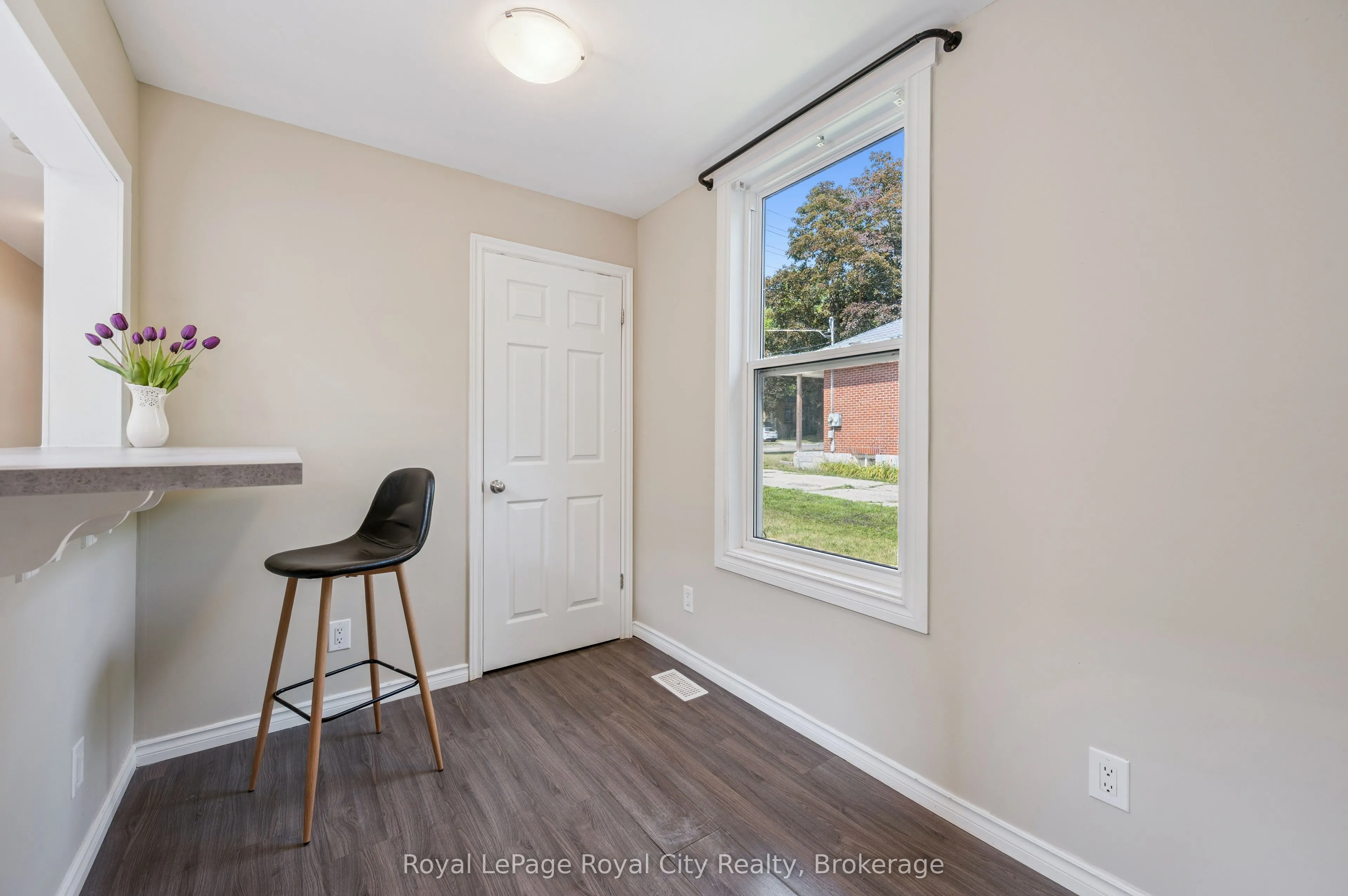 169 Edinburgh Road N