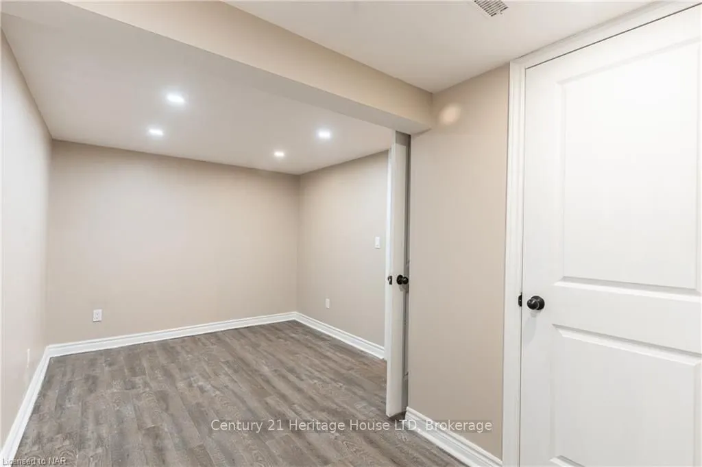 78 SILVAN Drive