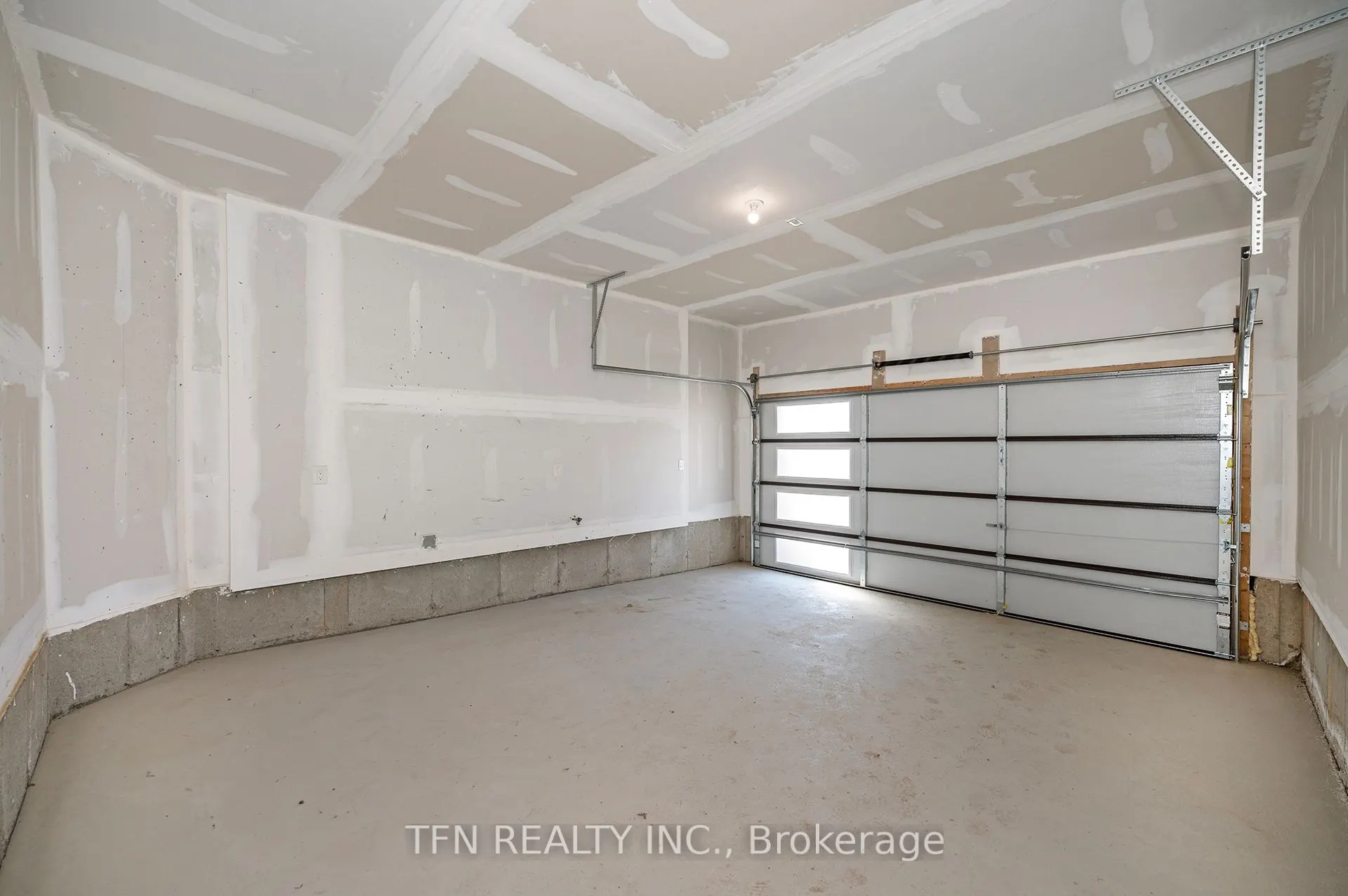 71 Wintergreen Crescent