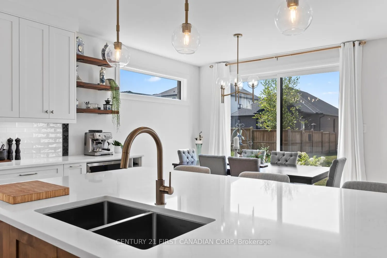1907 Fountain Grass Drive