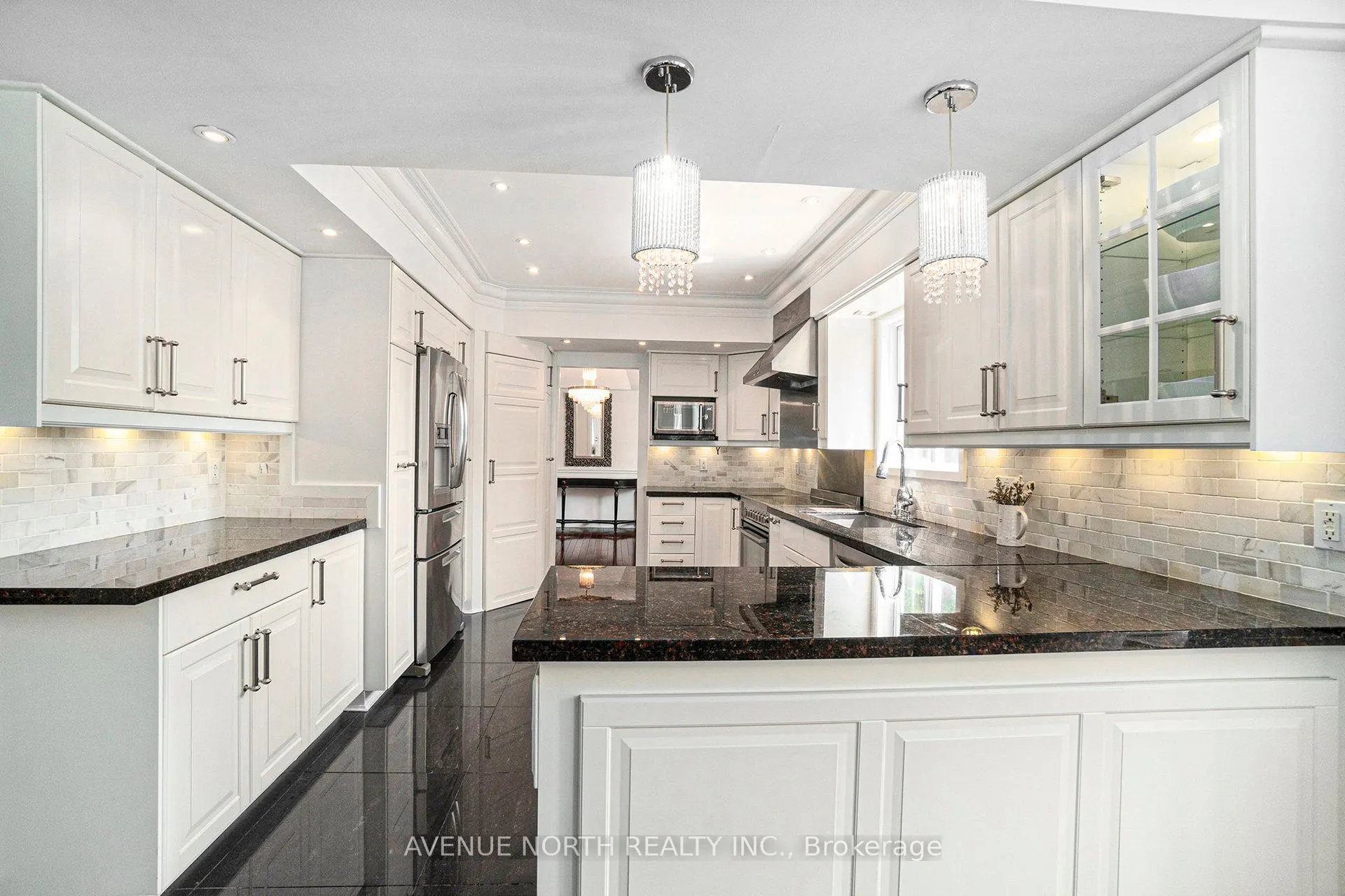 6 Mosgrove Avenue