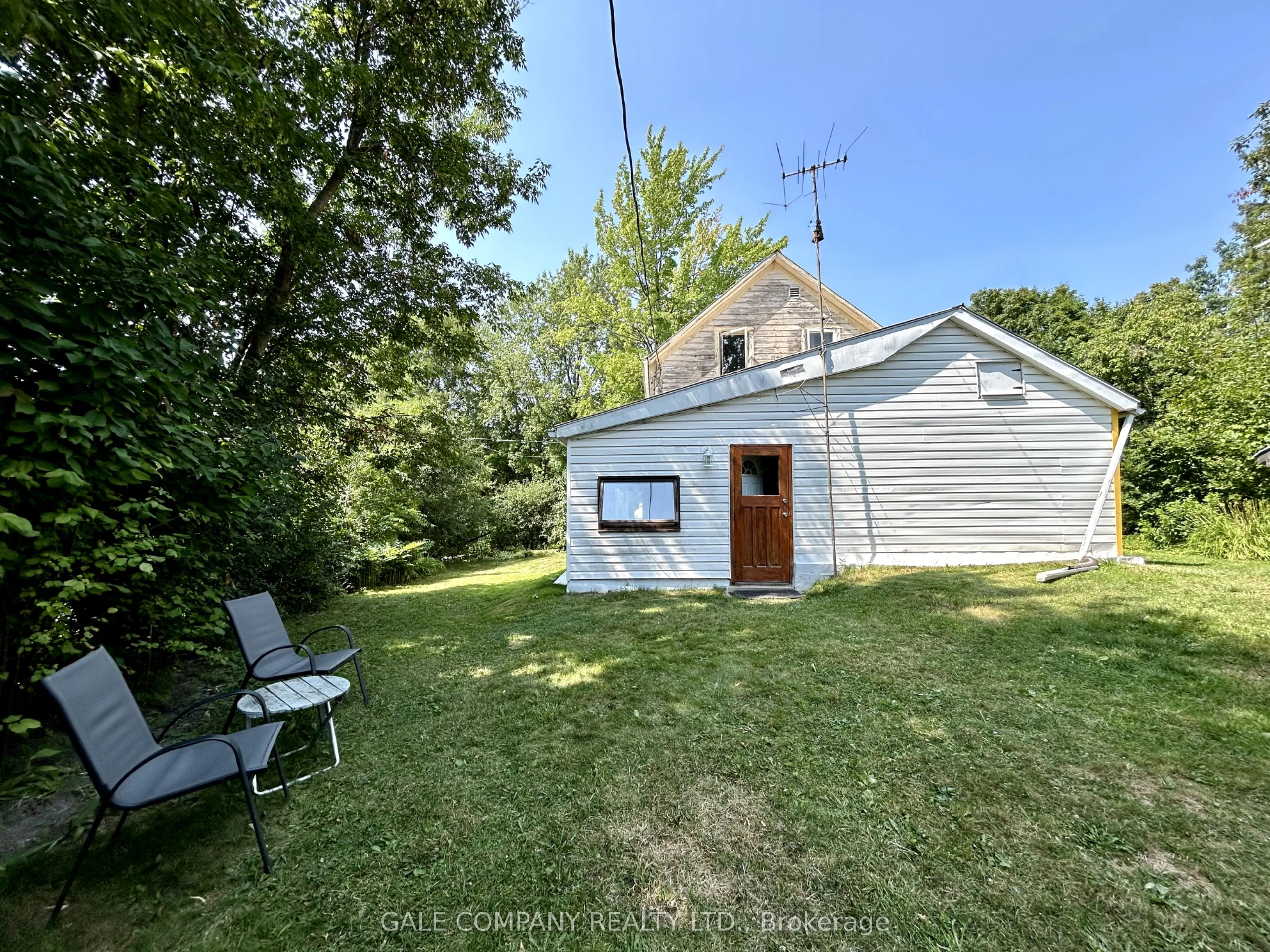 212 Blakeney Road