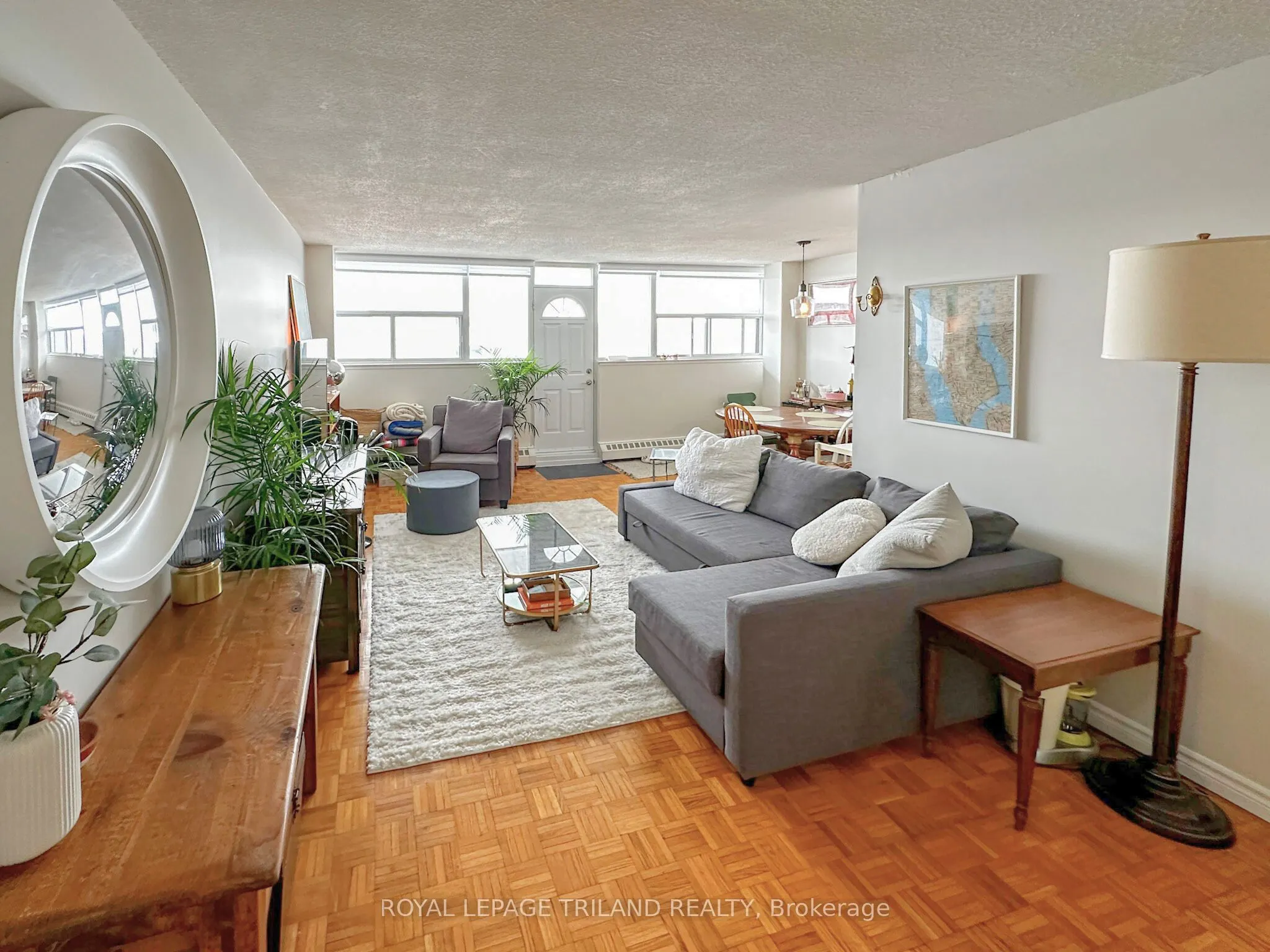 215 Glenridge Avenue, #901