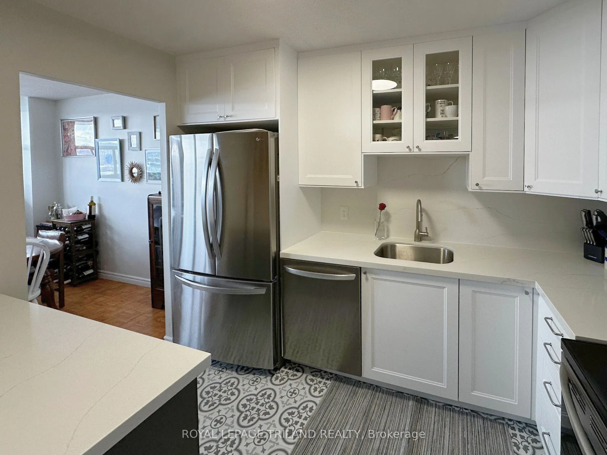 215 Glenridge Avenue, #901