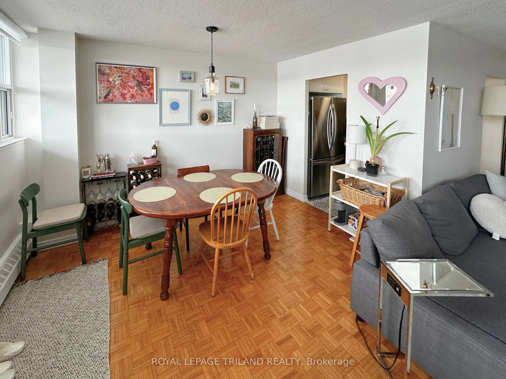 215 Glenridge Avenue, #901
