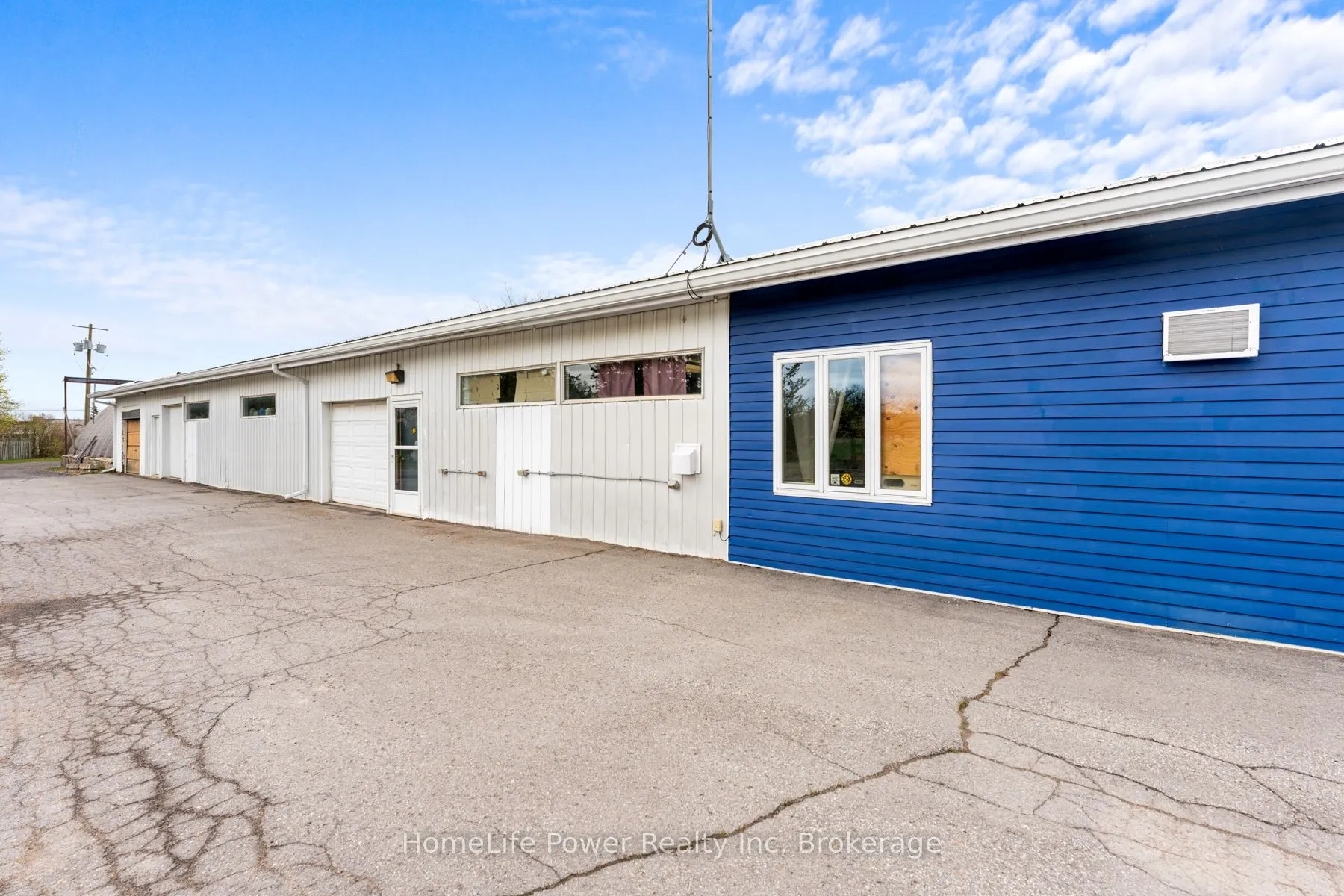 8262 County Road 2 Highway
